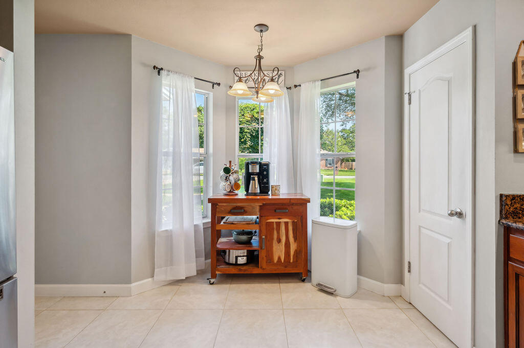 MEADOW WOODS - Residential