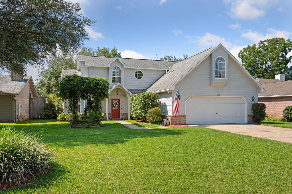 MEADOW WOODS - Residential