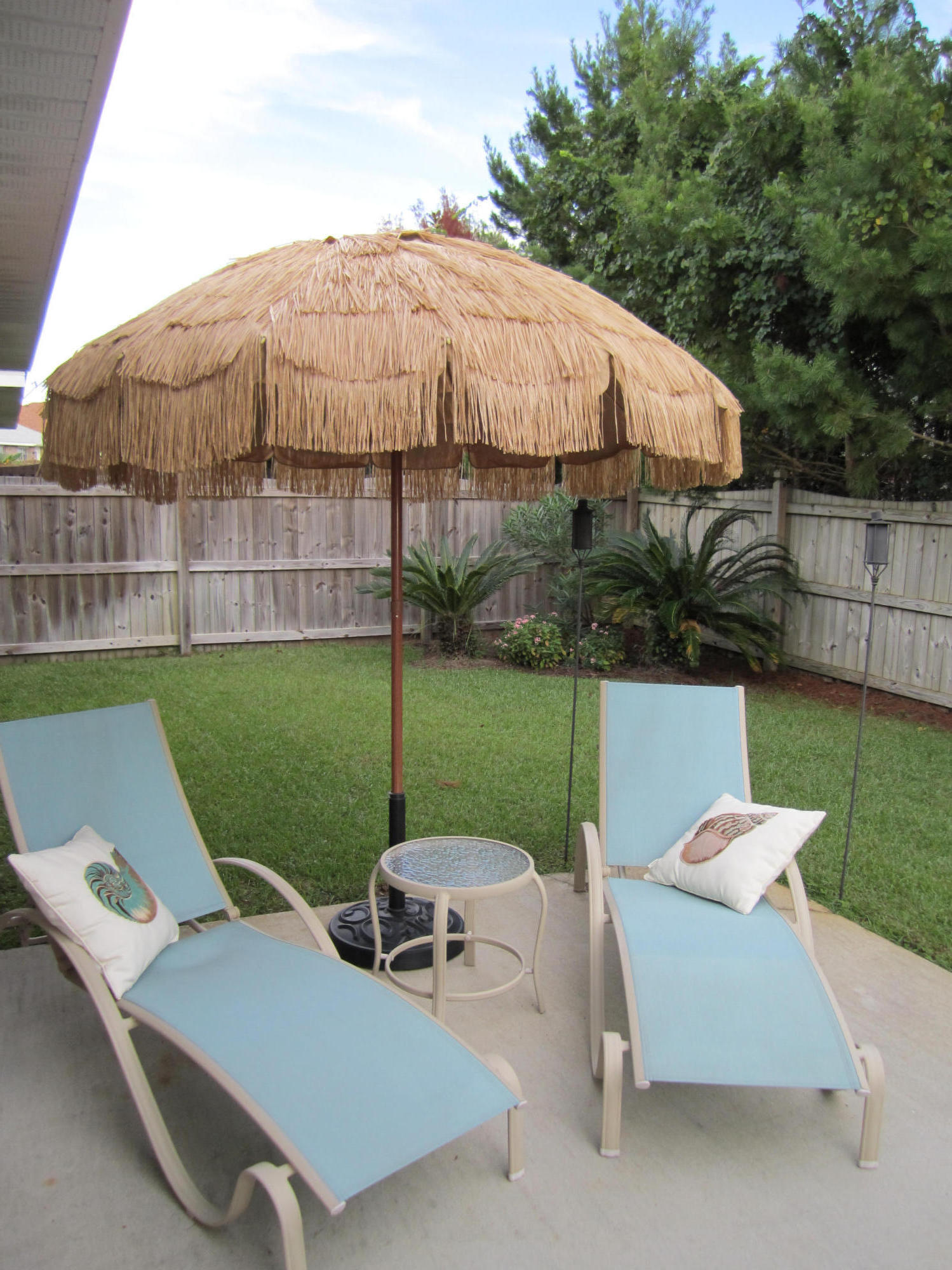 PARADISE RETREAT - Residential