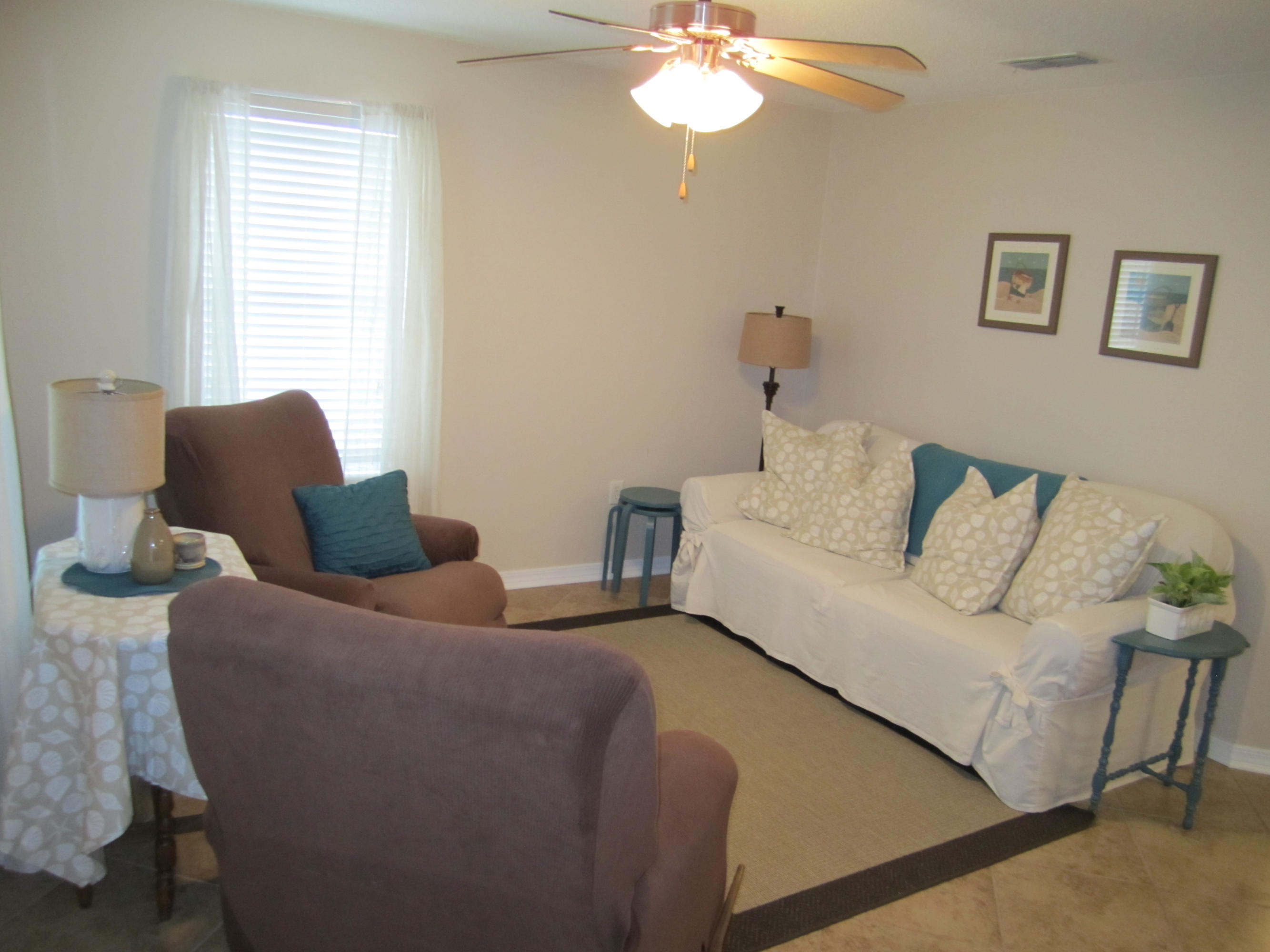 PARADISE RETREAT - Residential