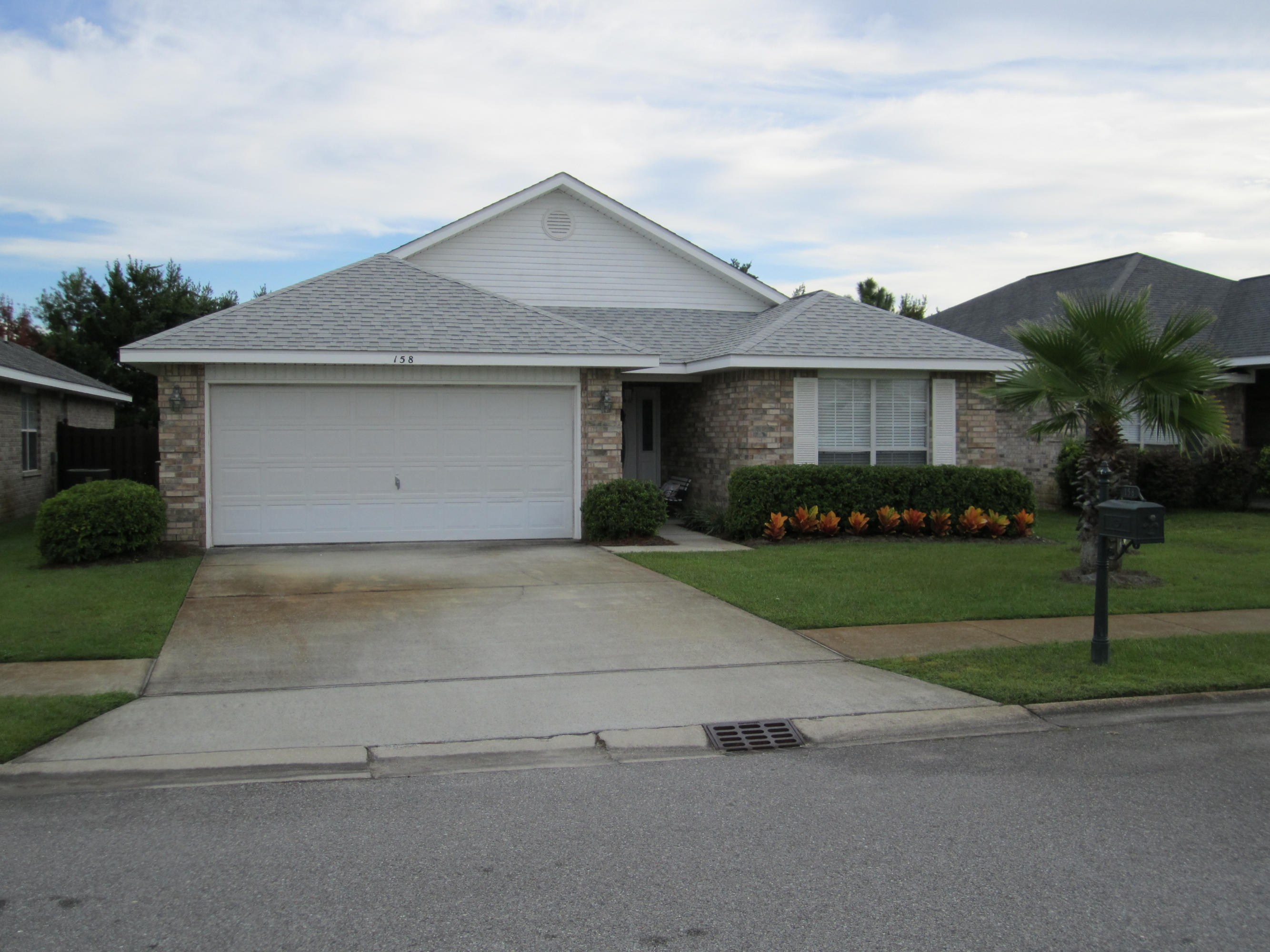 PARADISE RETREAT - Residential