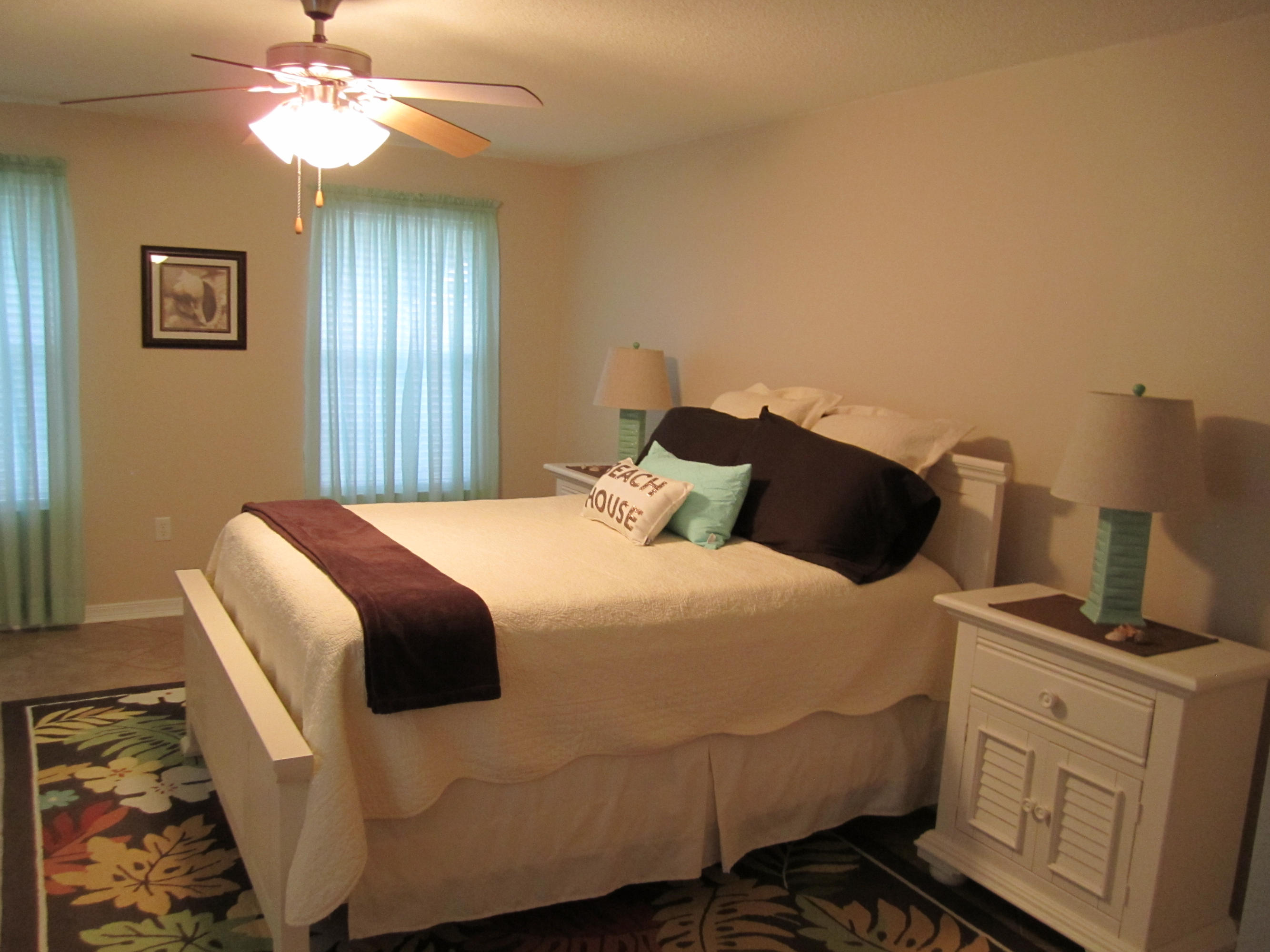 PARADISE RETREAT - Residential