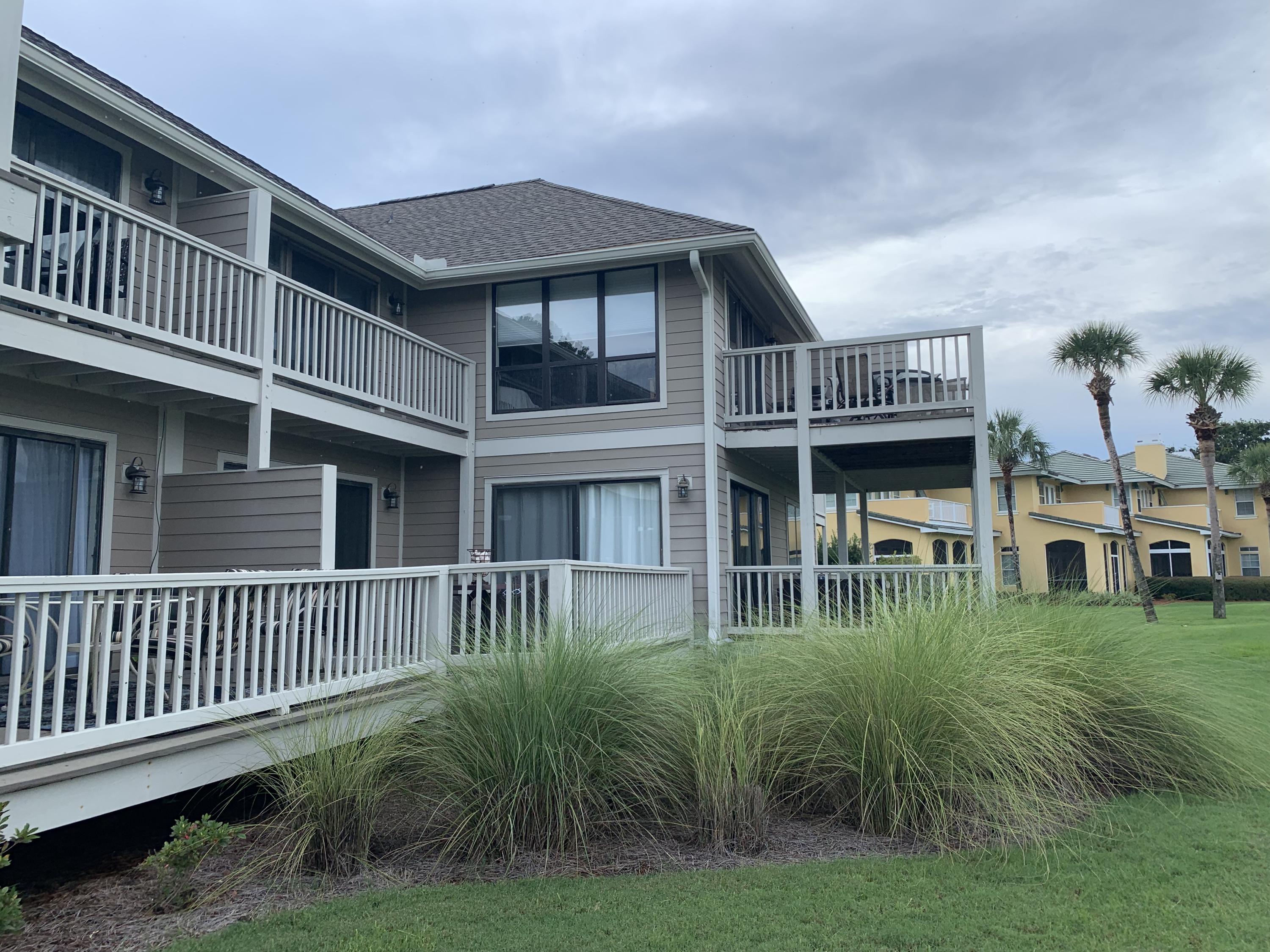 HARBOUR POINT CONDO - Residential