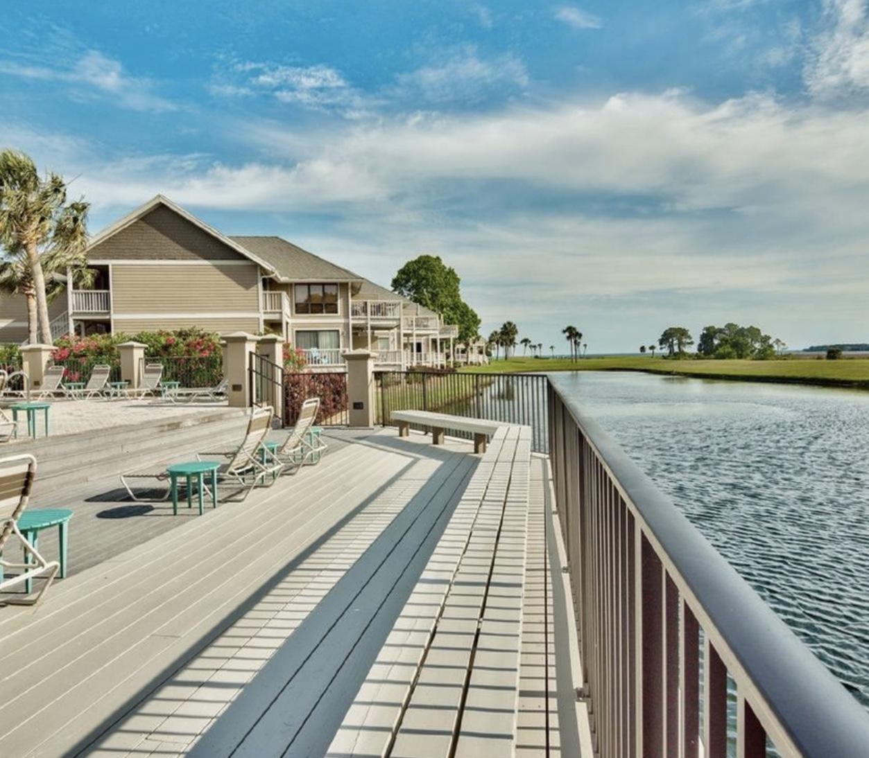 HARBOUR POINT CONDO - Residential