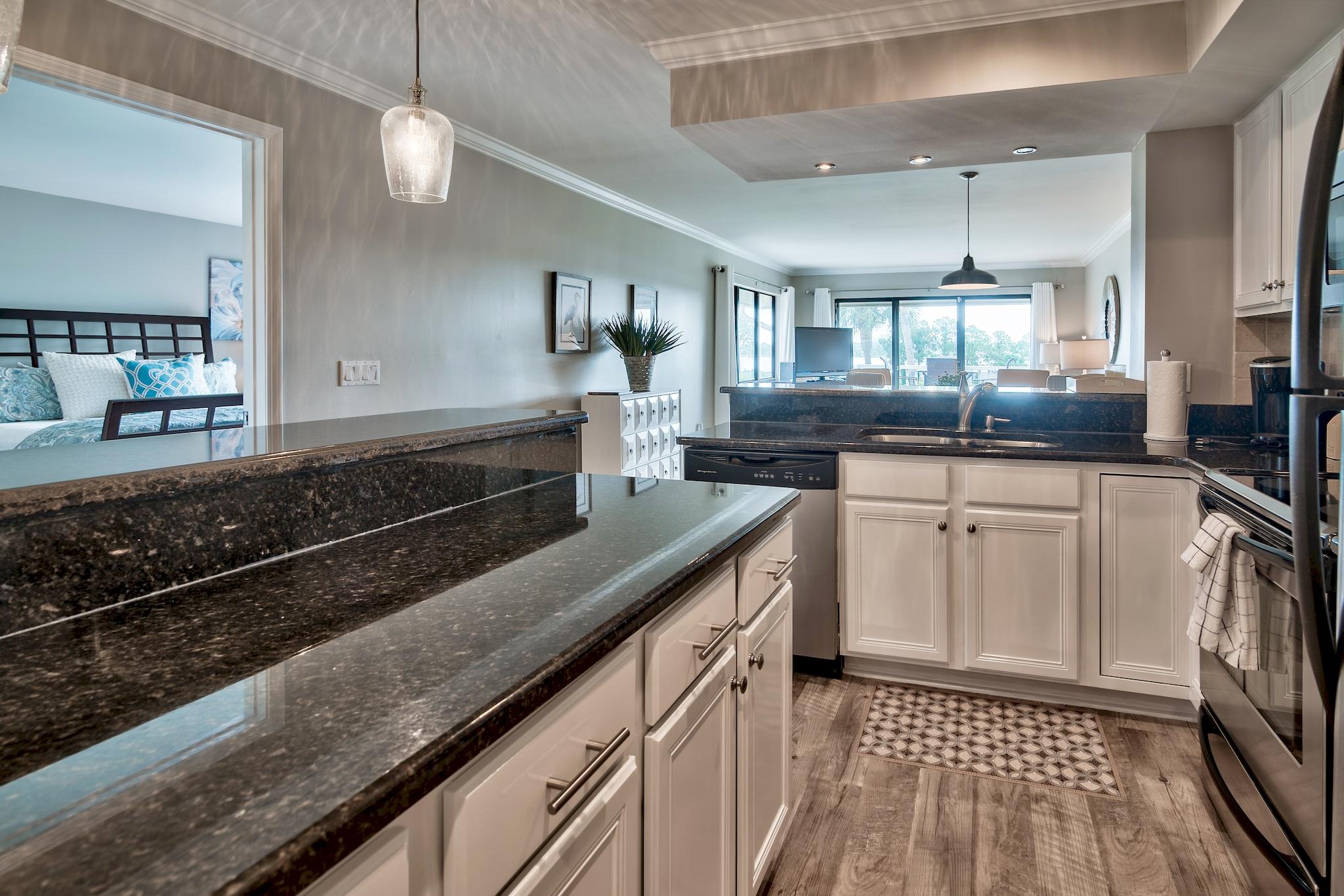 HARBOUR POINT CONDO - Residential