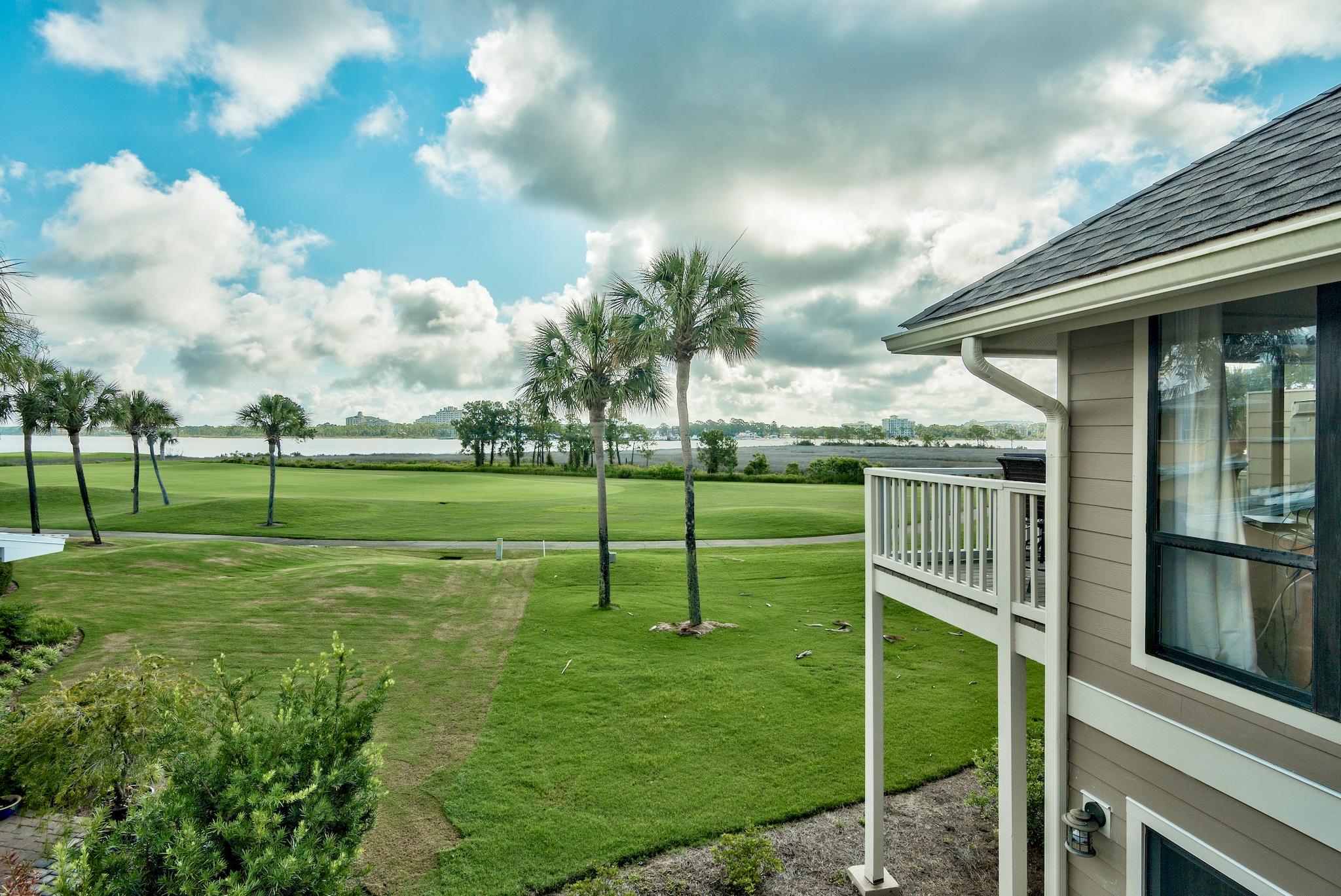 HARBOUR POINT CONDO - Residential