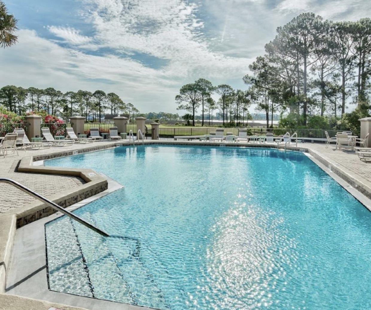 HARBOUR POINT CONDO - Residential