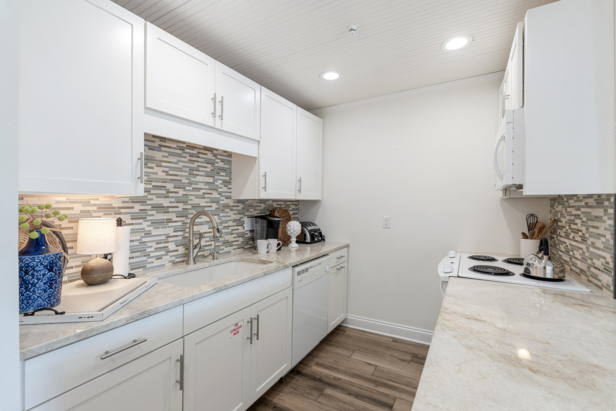 SEASCAPE CONDO TENNIS VILLAGE - Residential