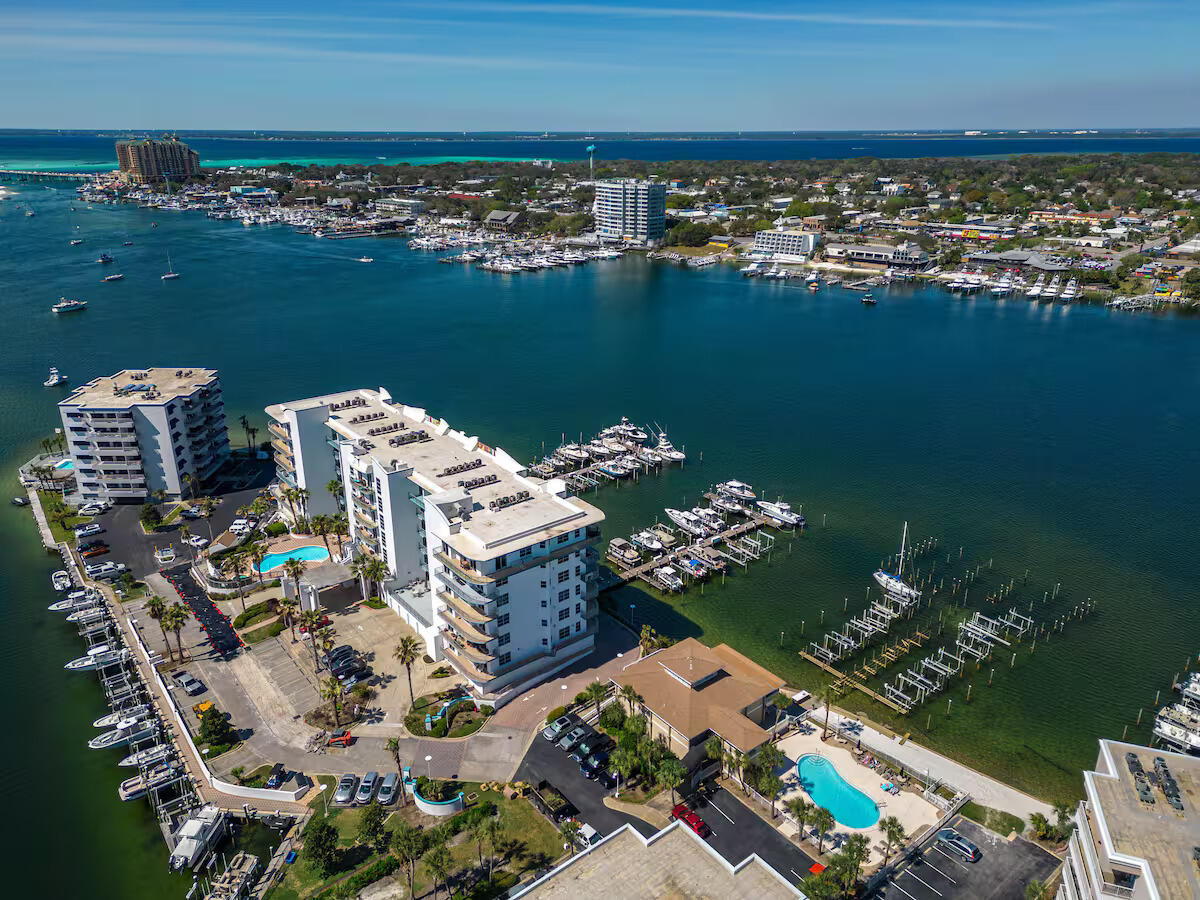 Sand Dollar T/H - Residential