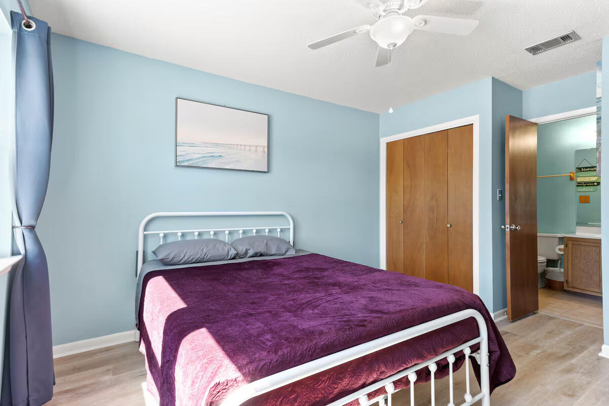 Sand Dollar T/H - Residential