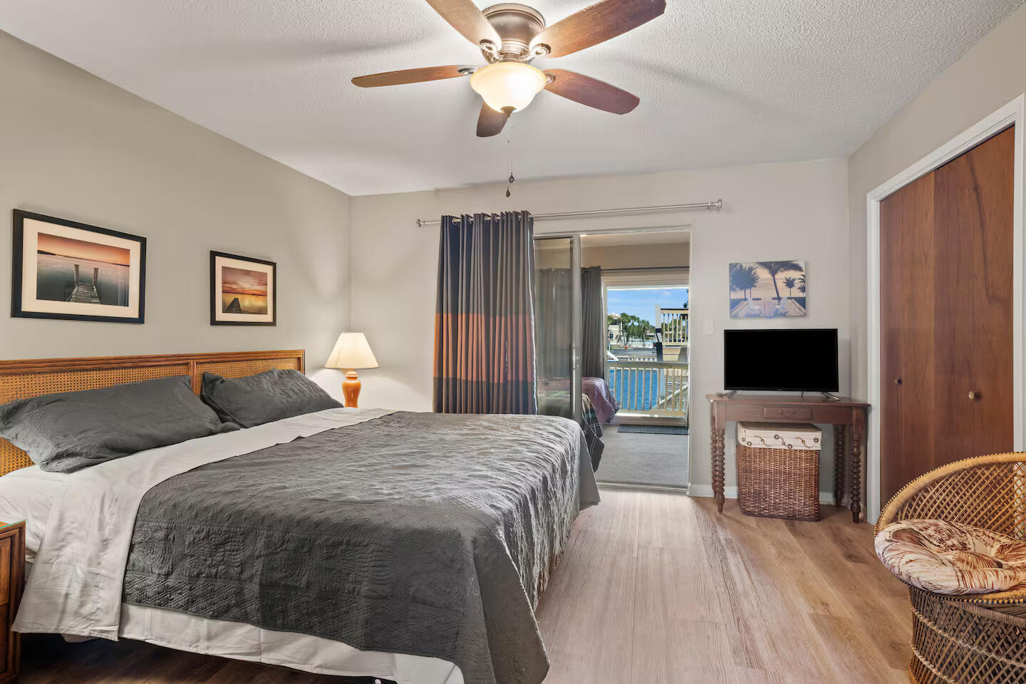 Sand Dollar T/H - Residential