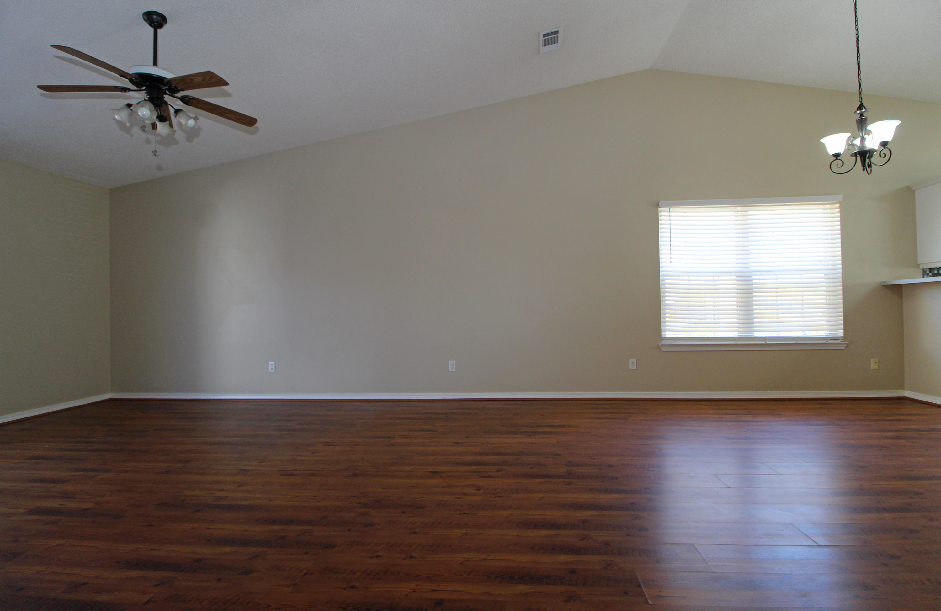 FALCON EST - Residential