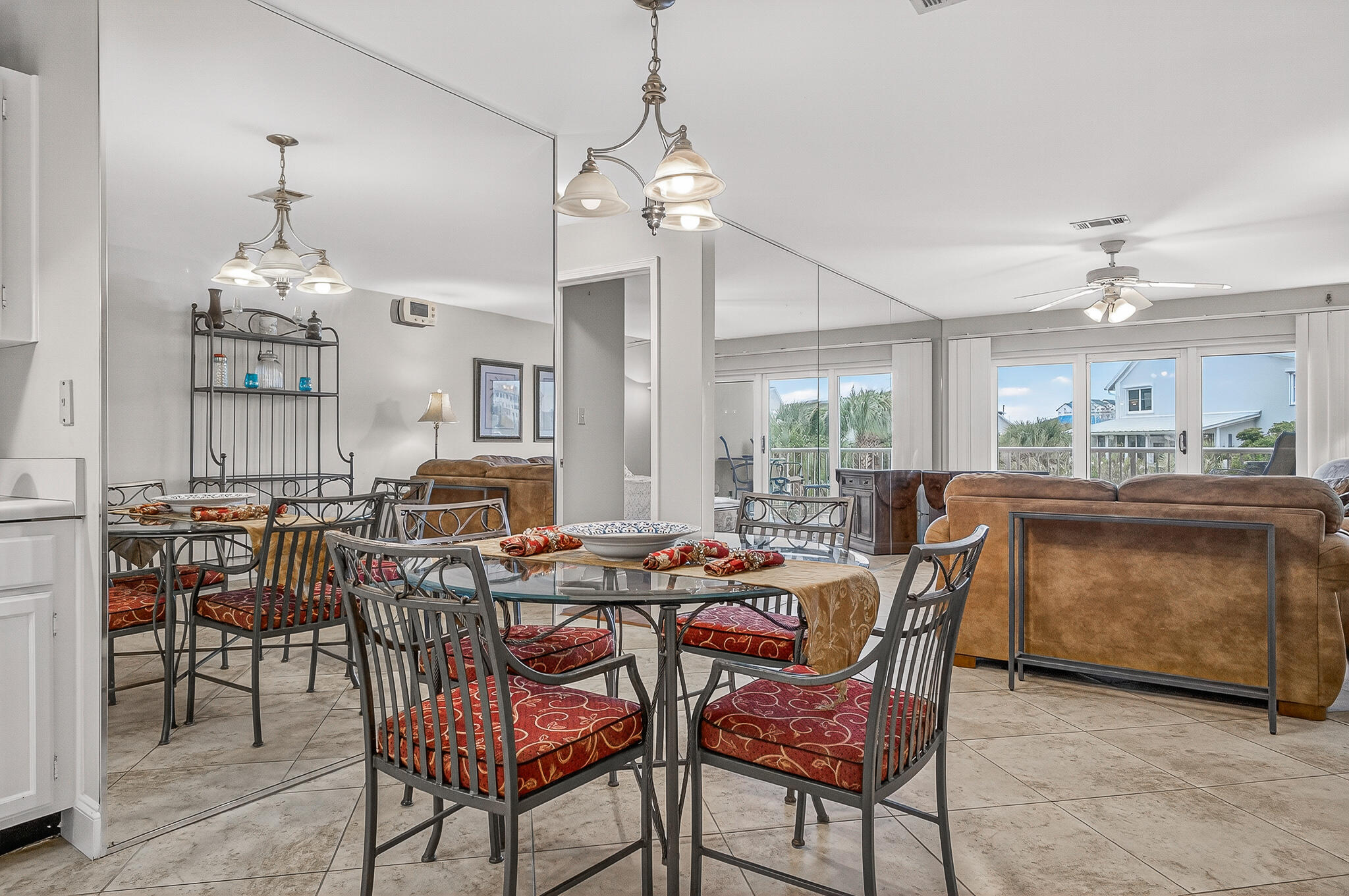 SUN KING TOWERS PH 1 - Residential