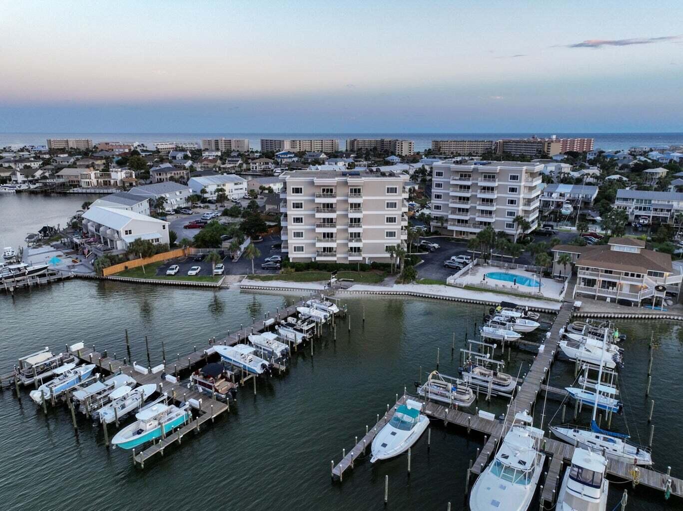 SUN KING TOWERS PH 1 - Residential