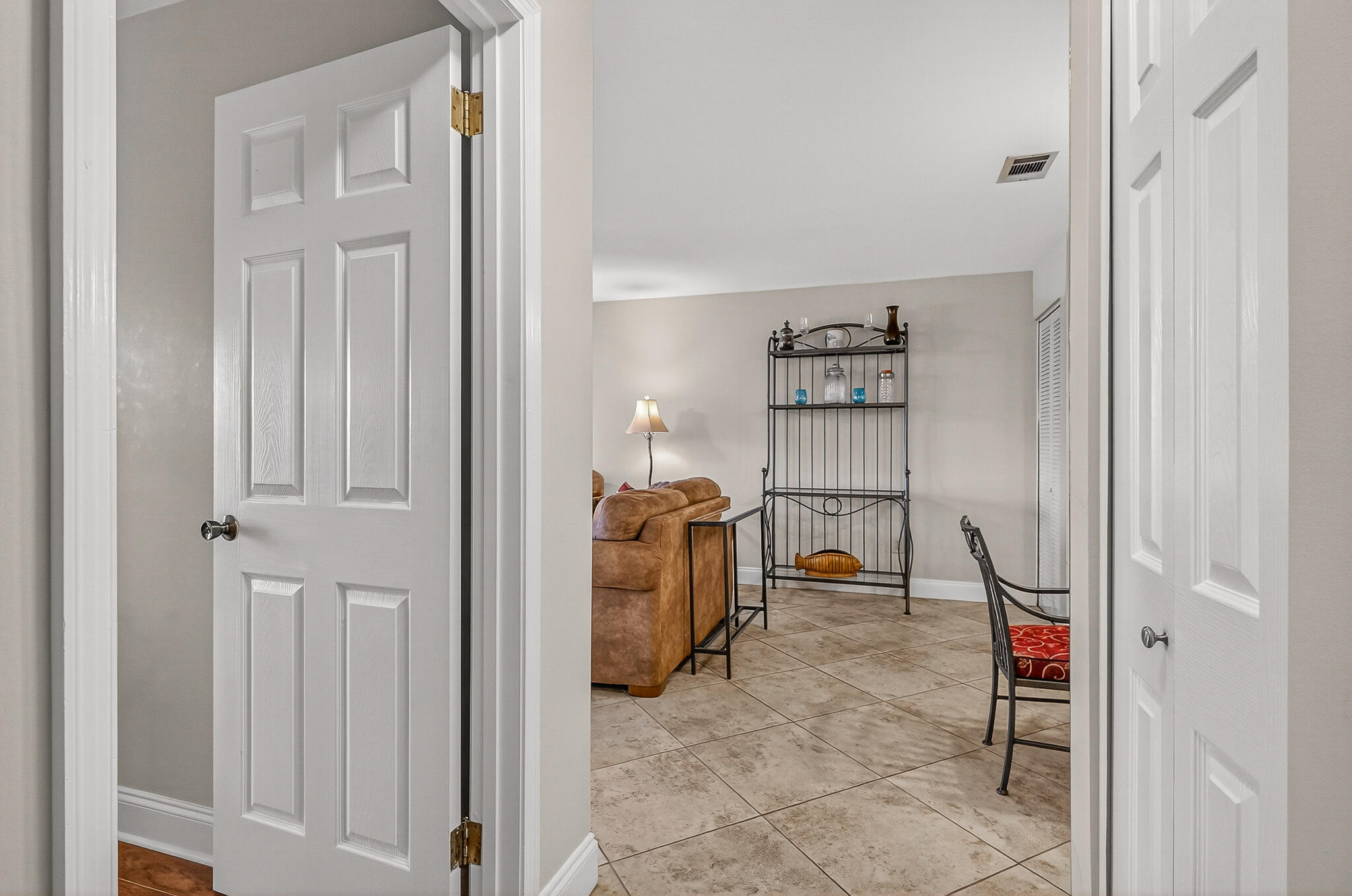 SUN KING TOWERS PH 1 - Residential