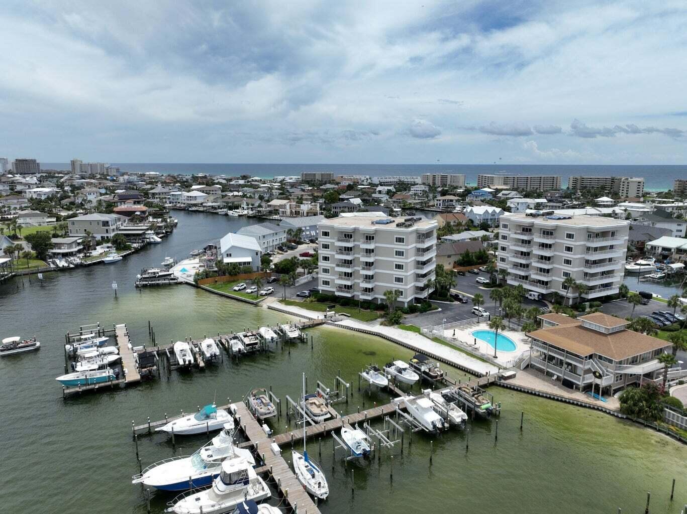 SUN KING TOWERS PH 1 - Residential