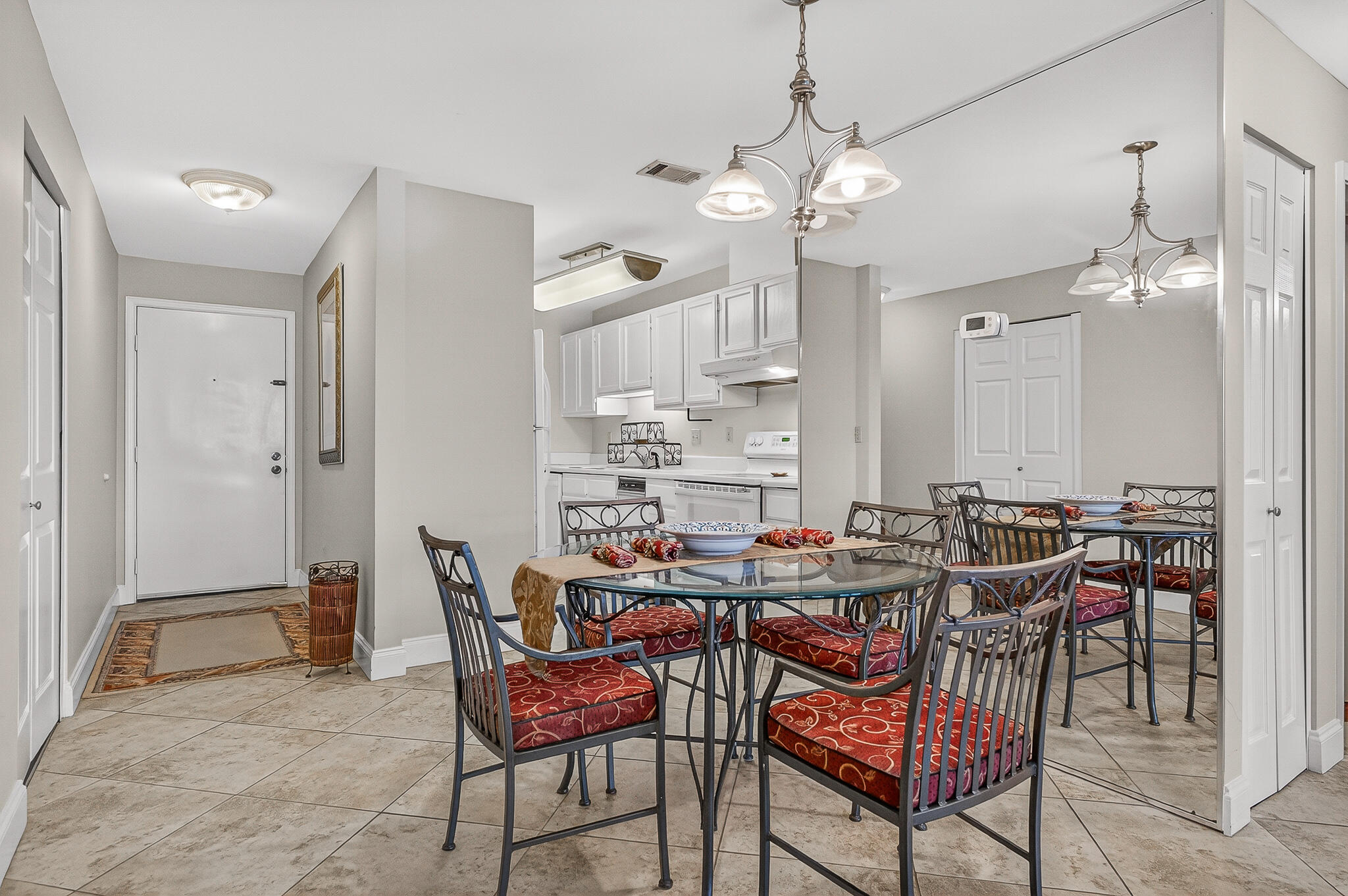 SUN KING TOWERS PH 1 - Residential