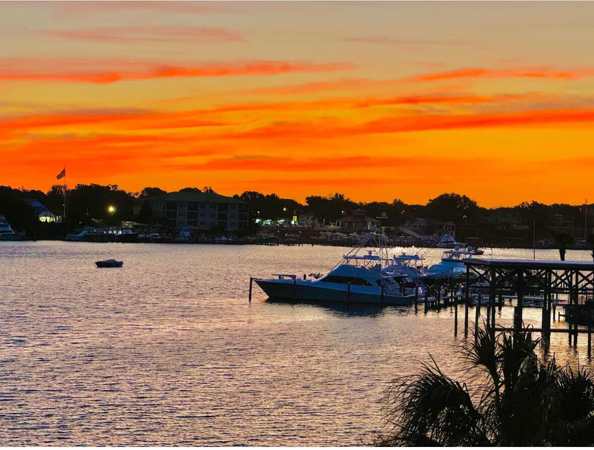 SUN KING TOWERS PH 1 - Residential