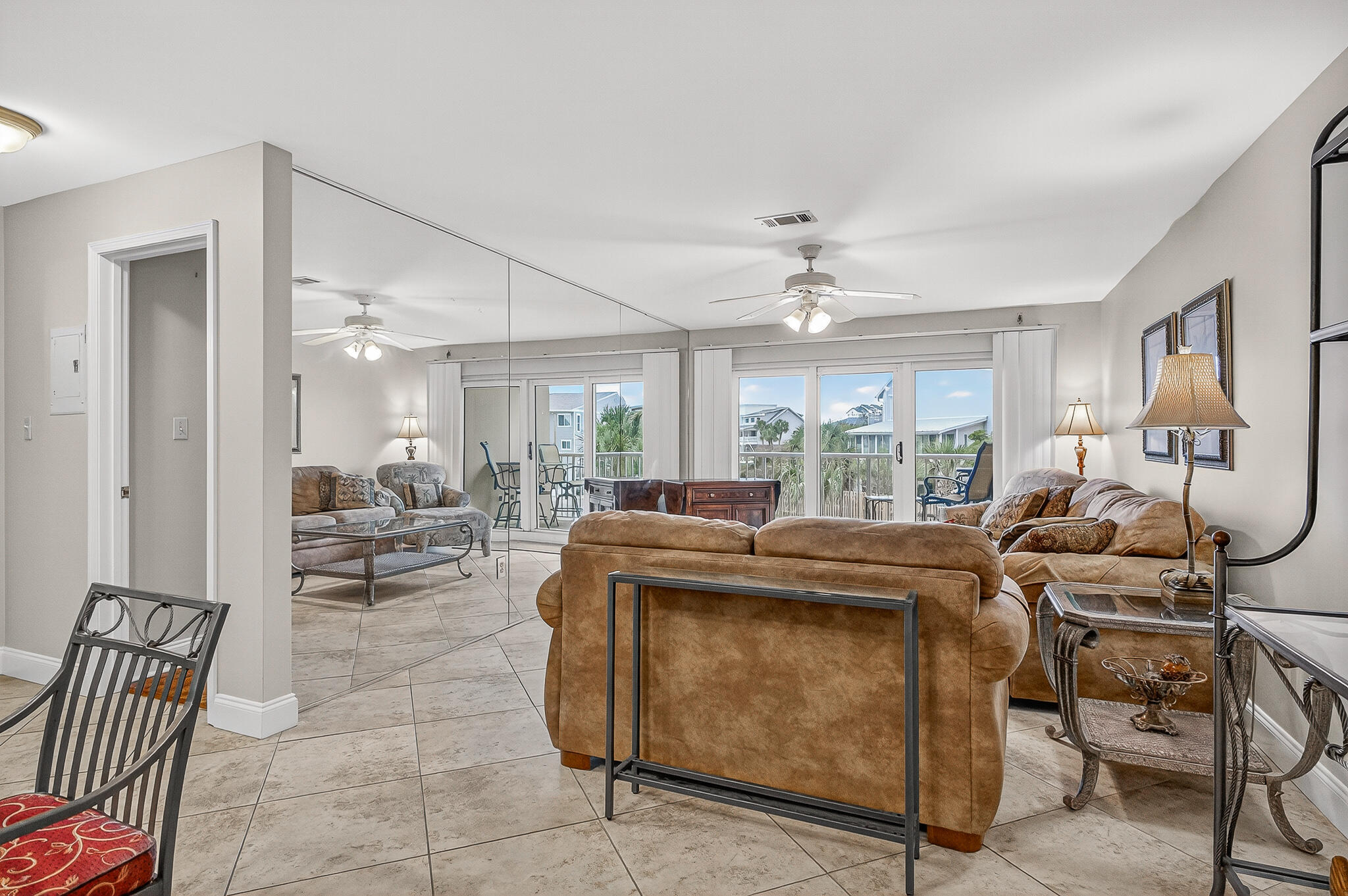 SUN KING TOWERS PH 1 - Residential