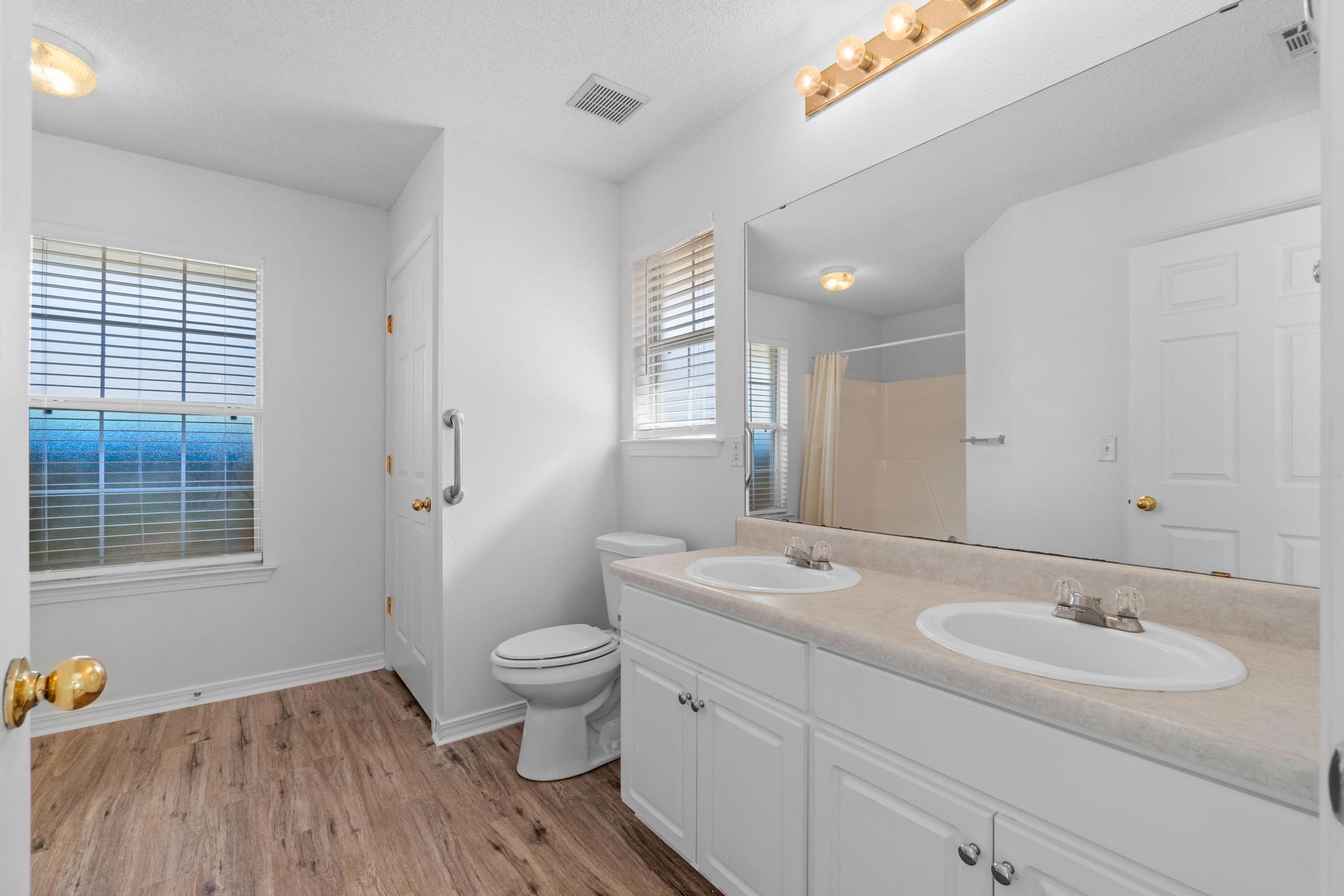 HAMPTON RIDGE ESTATES 1ST ADD - Residential