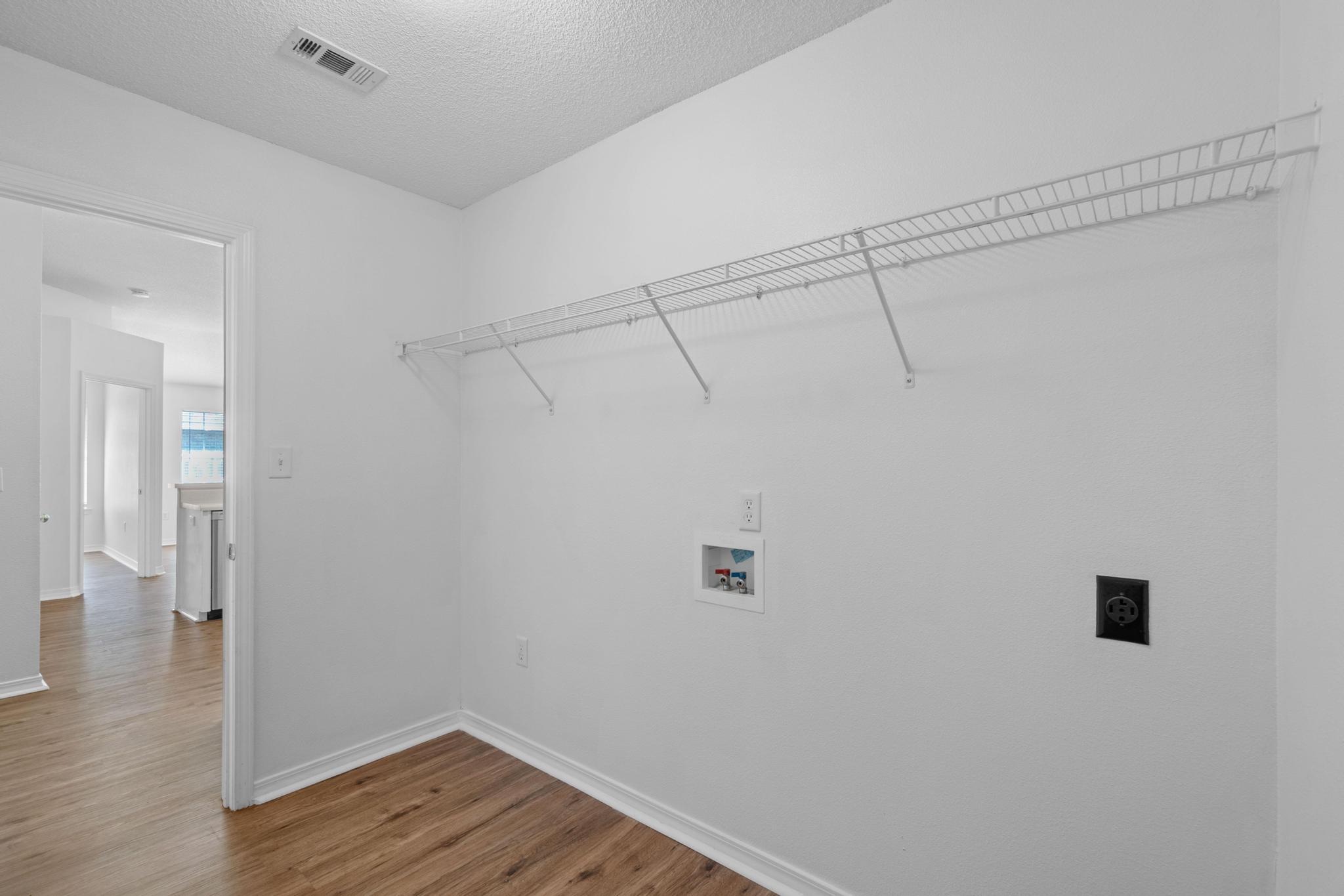 HAMPTON RIDGE ESTATES 1ST ADD - Residential