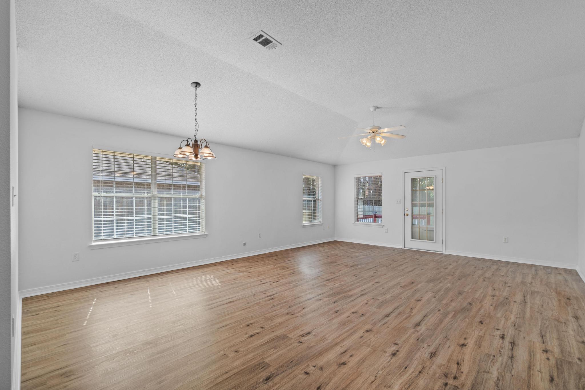 HAMPTON RIDGE ESTATES 1ST ADD - Residential