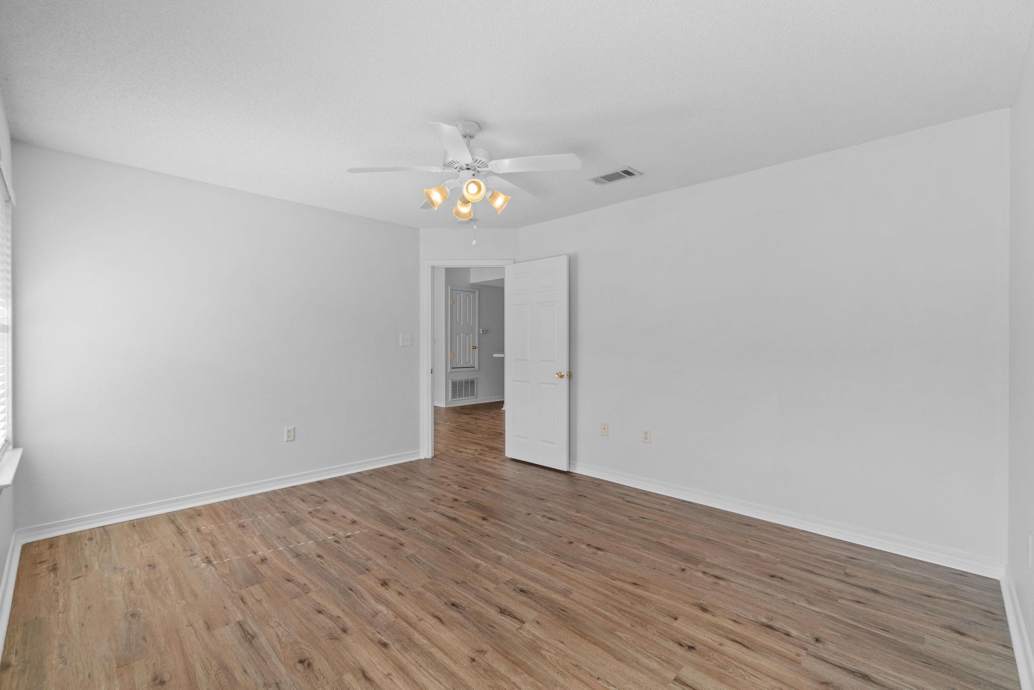 HAMPTON RIDGE ESTATES 1ST ADD - Residential