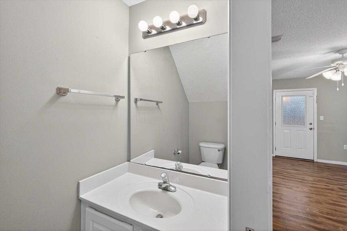 OAK PARK TOWNHOMES - Residential