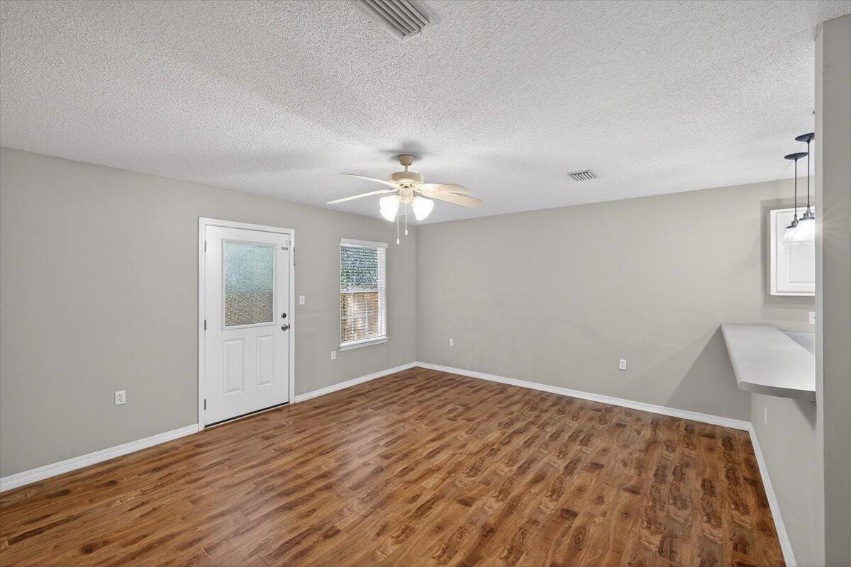 OAK PARK TOWNHOMES - Residential