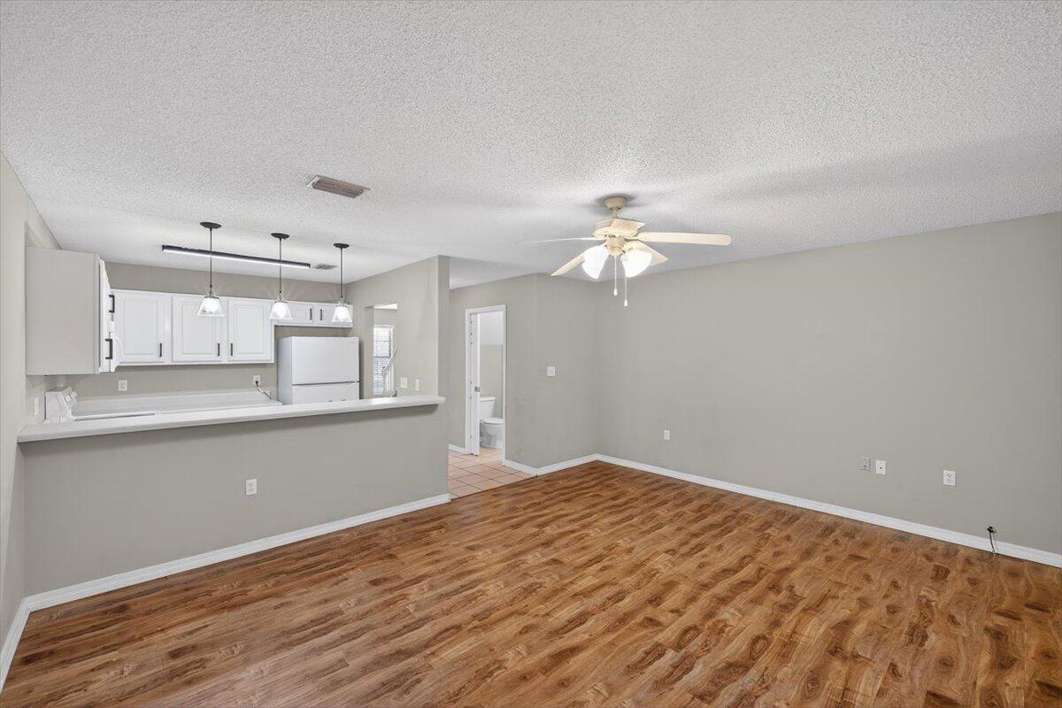 OAK PARK TOWNHOMES - Residential