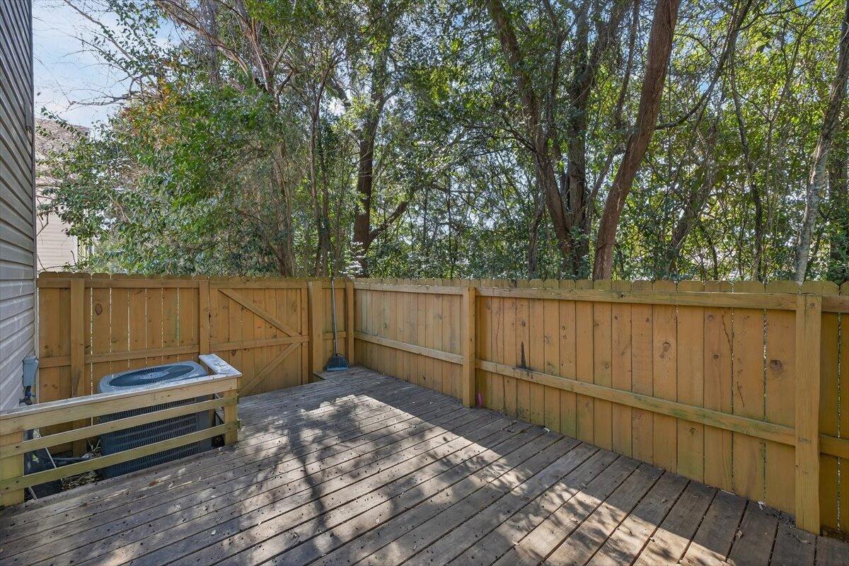 OAK PARK TOWNHOMES - Residential