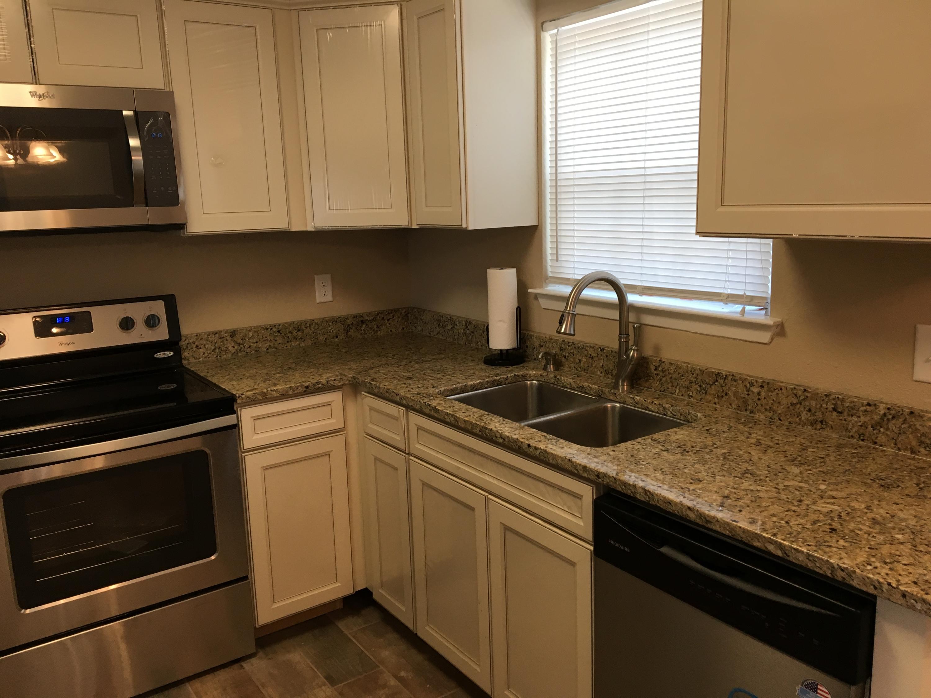 SEASHORE VILLAGE T/H - Residential