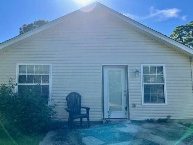 SHADOW LAKES - Residential Lease