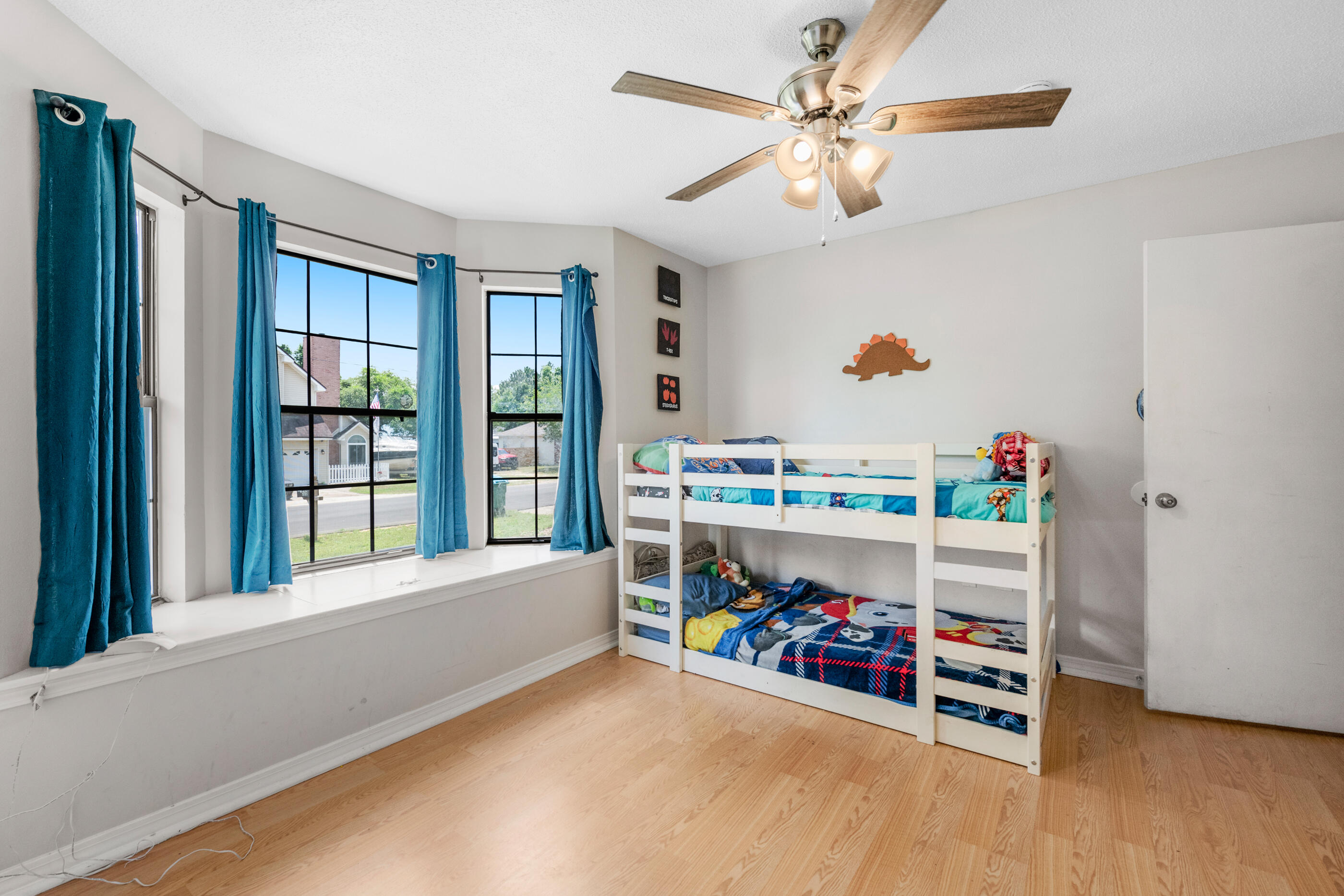 COUNTRYVIEW ESTATES 3RD ADDN - Residential