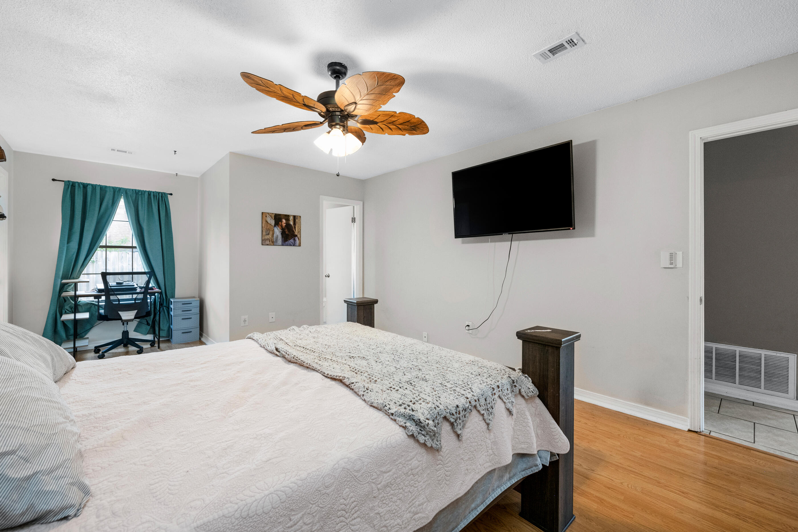 COUNTRYVIEW ESTATES 3RD ADDN - Residential