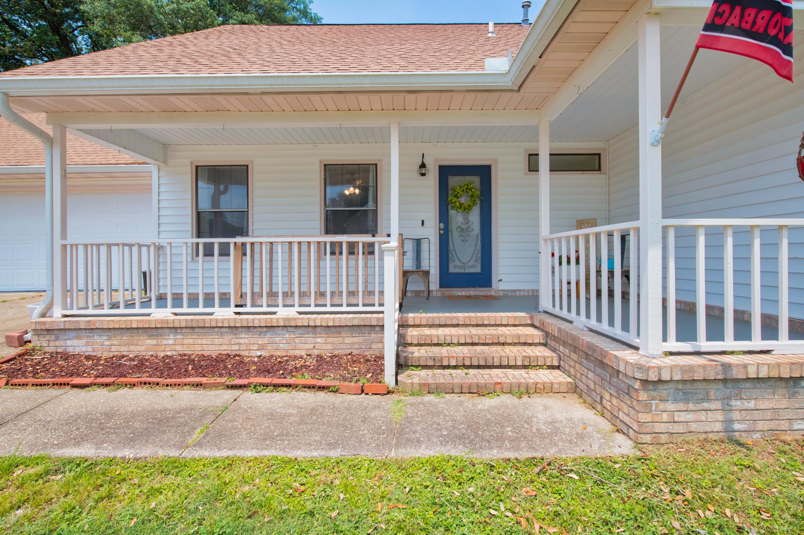 COUNTRYVIEW ESTATES 3RD ADDN - Residential