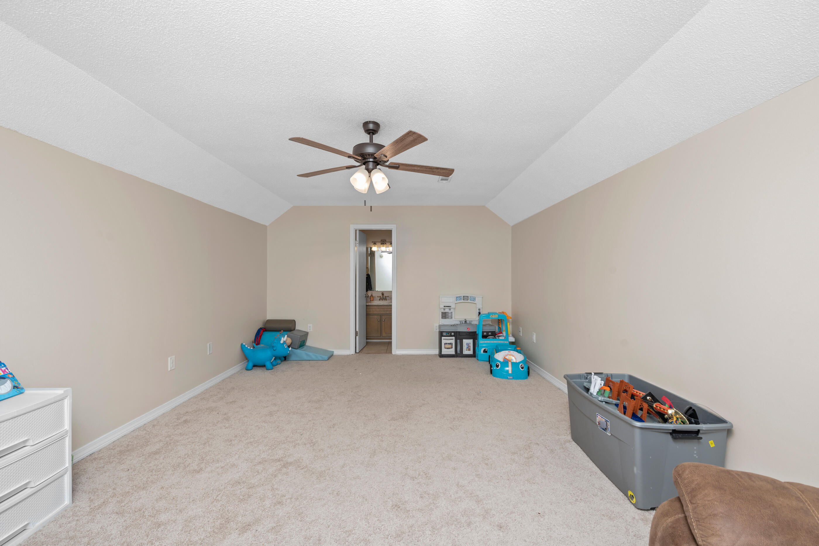 COUNTRYVIEW ESTATES 3RD ADDN - Residential