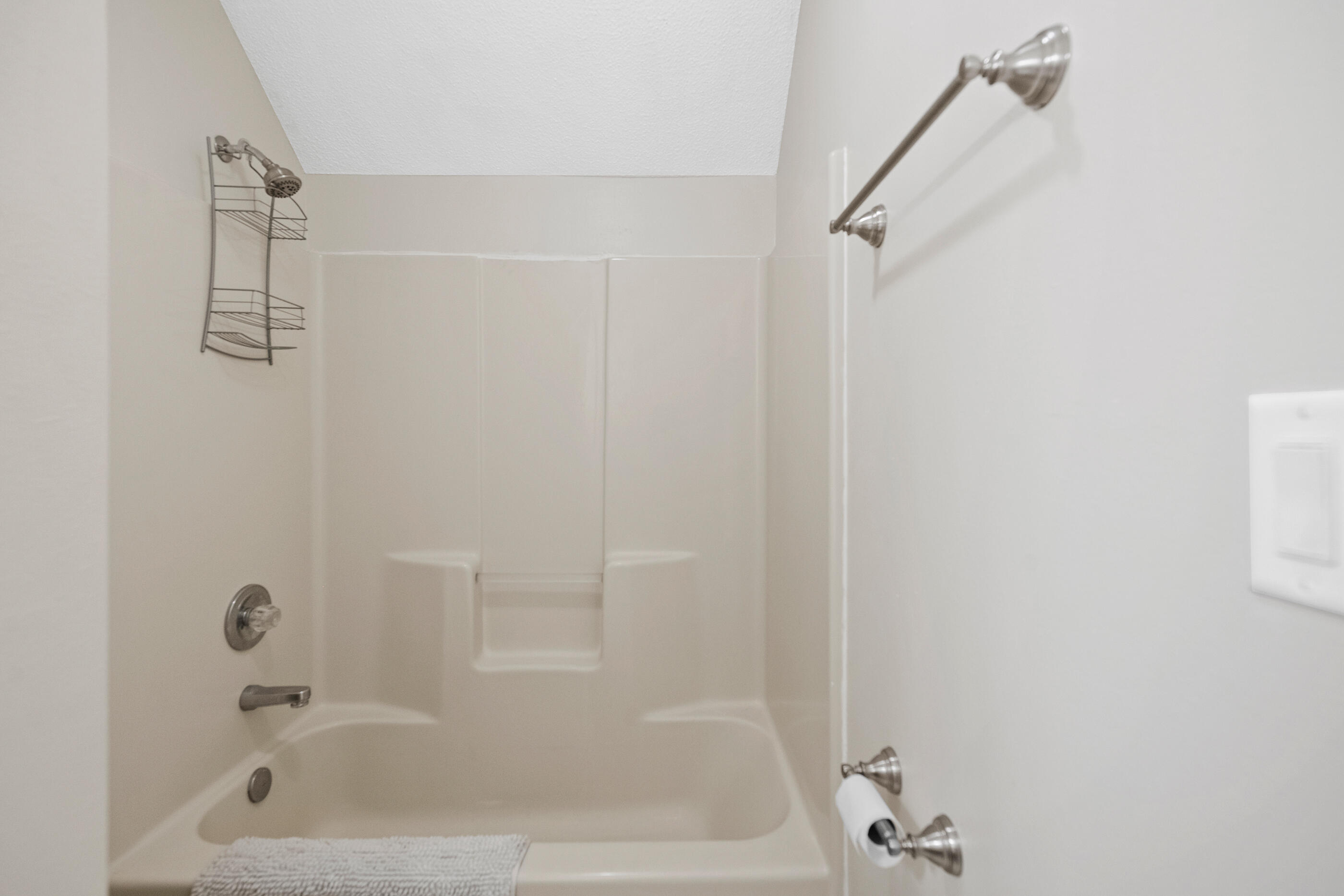 COUNTRYVIEW ESTATES 3RD ADDN - Residential