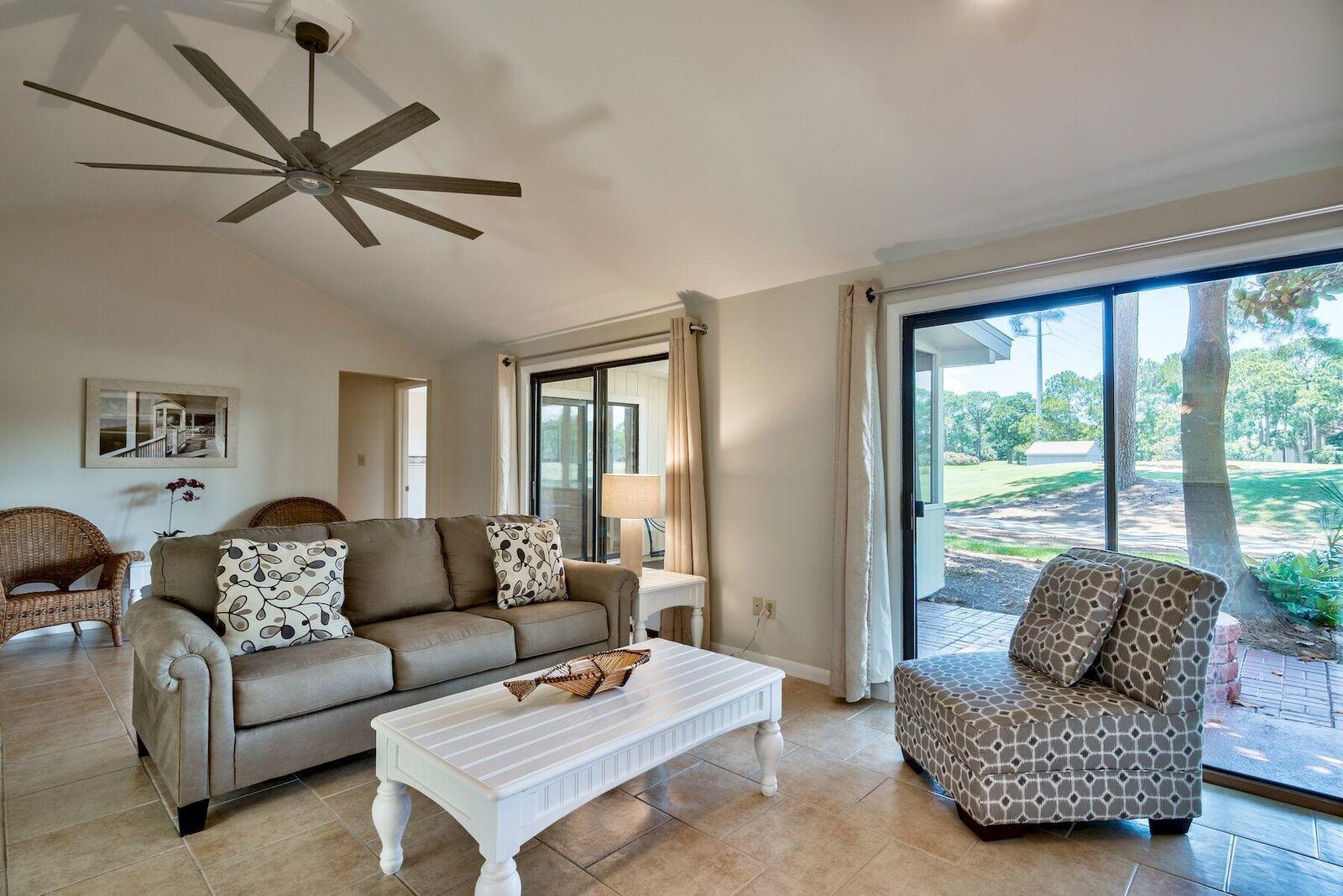 LINKSIDE VILLAGE UNIT 1 - Residential