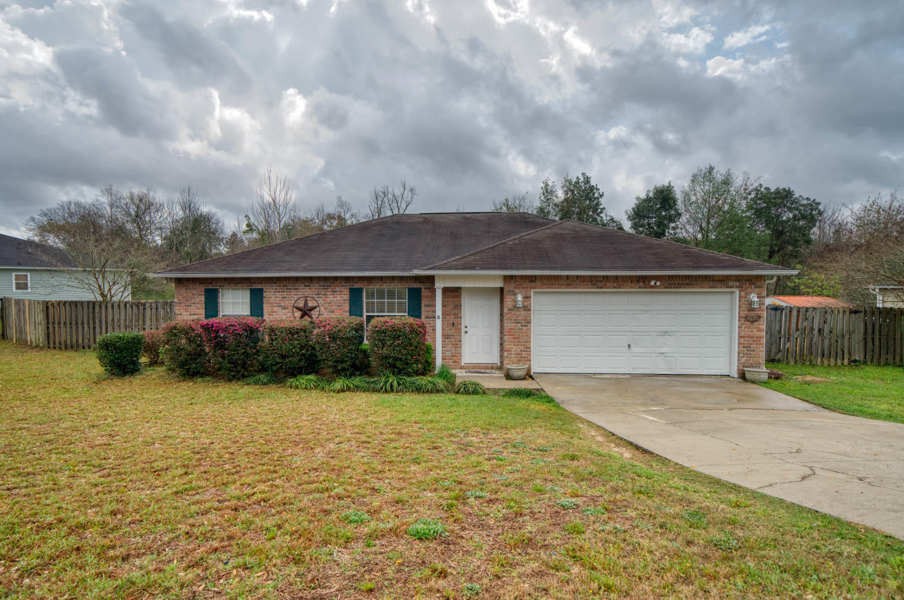 Check out this well-maintained home in the Ridge Crest Subdivision! This home is 1320 sq ft, 3 bedrooms/2 bath, with brick front and vinyl siding. The eat-in kitchen is well designed with a breakfast bar and oak cabinets. This home has a flat-surface stove, walk-in pantry and ceramic tiled floor. The master bedroom is spacious with linen closet and walk-in closet. This is definitely a home that you don't want to miss out on! Schedule your showing today!