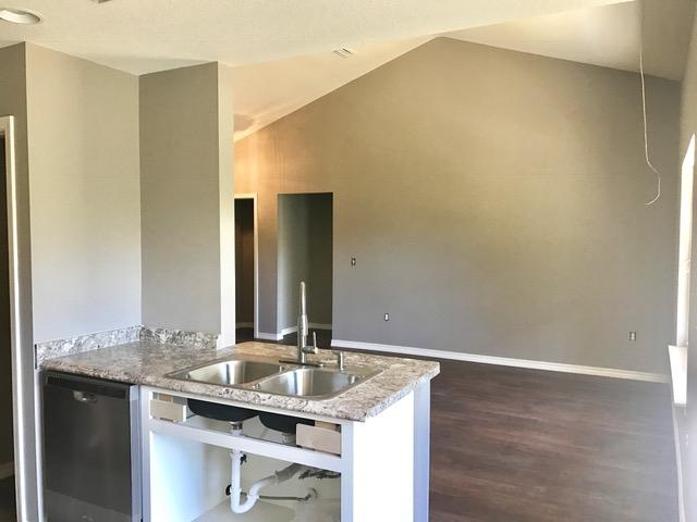 FOXWOOD EST UNIT #1 - Residential