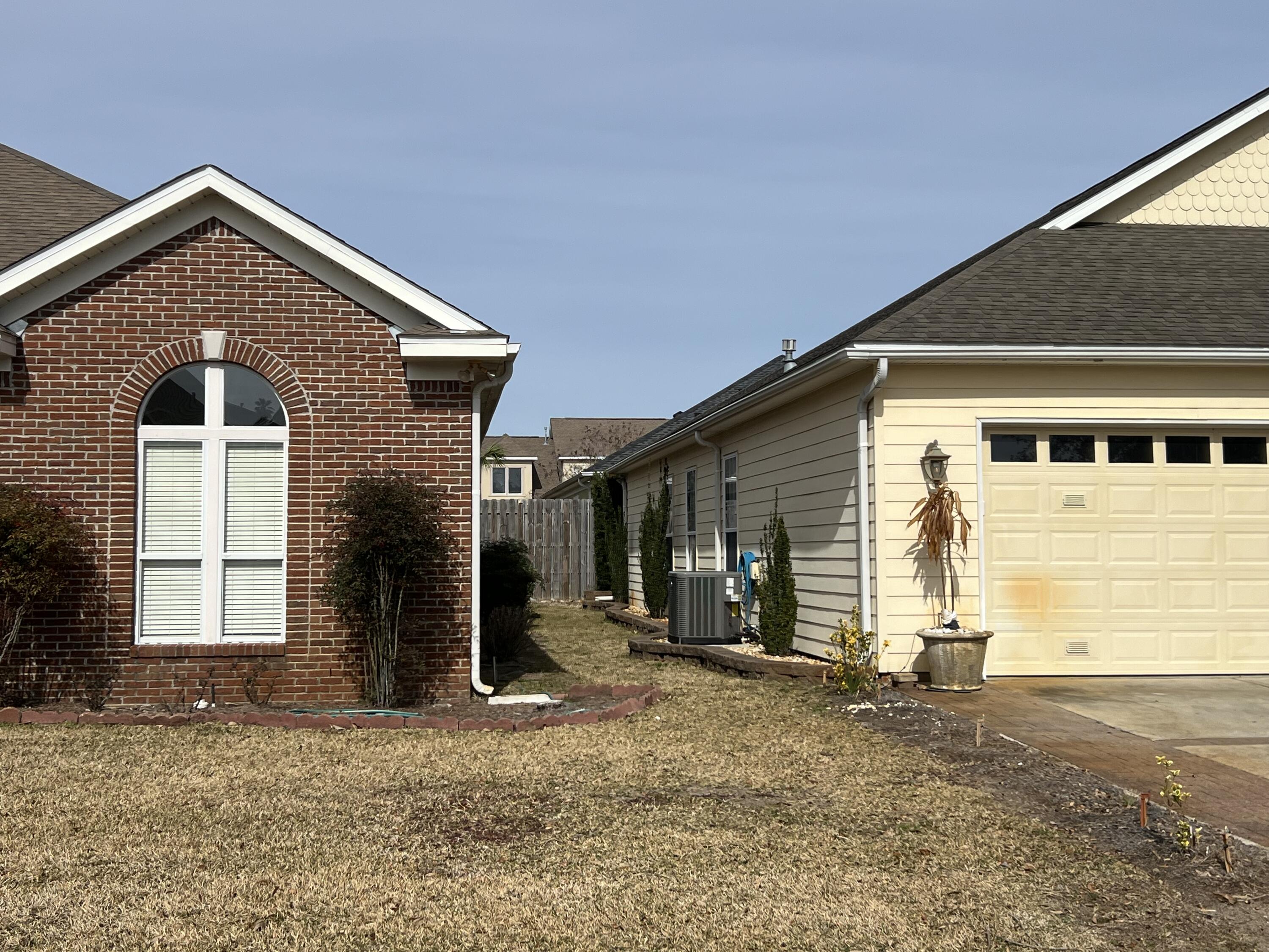 NEWPORT - Residential