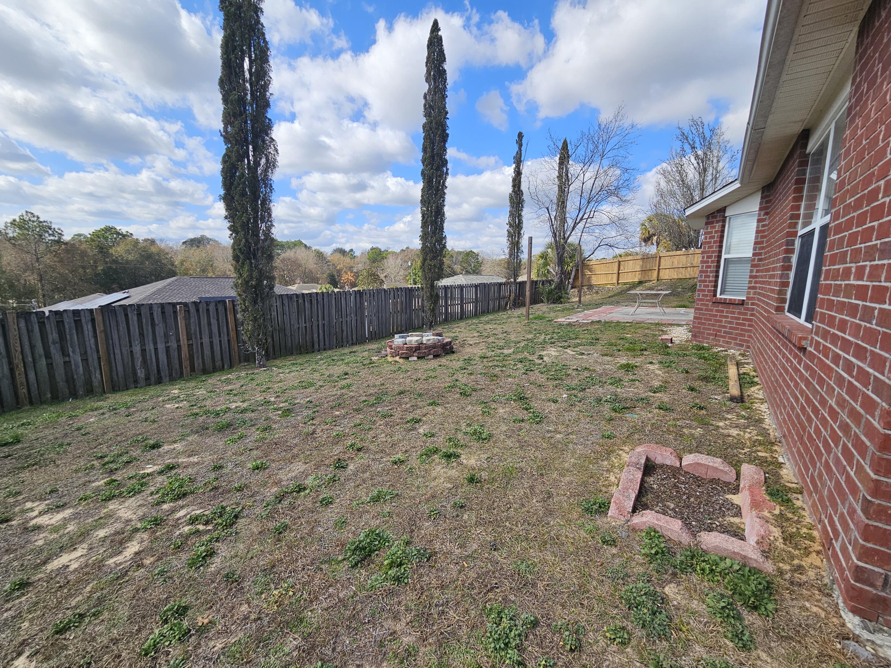 NORTHVIEW ESTATES 7TH ADDN - Residential Lease