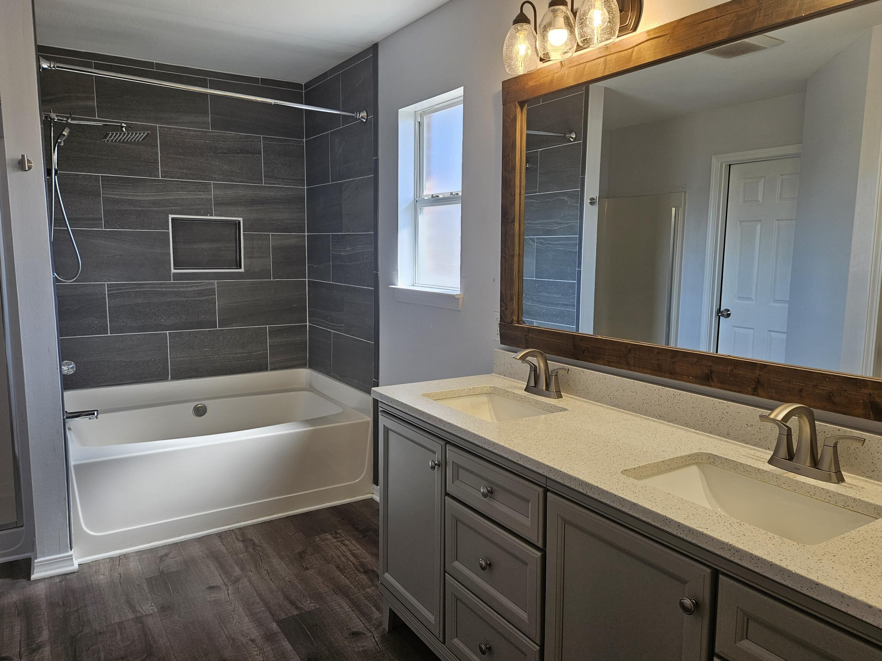 NORTHVIEW ESTATES 7TH ADDN - Residential Lease