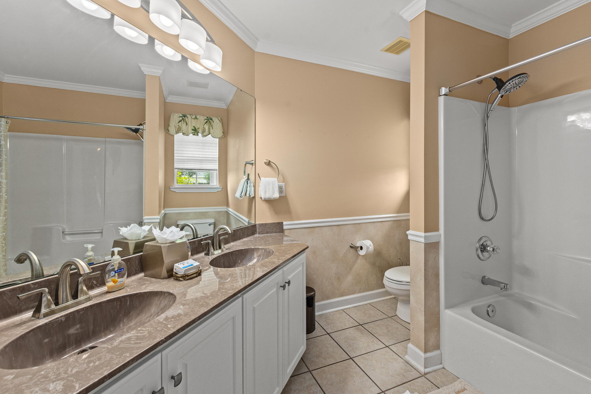 BAYWINDS GOLF ESTATES PH 3 - Residential