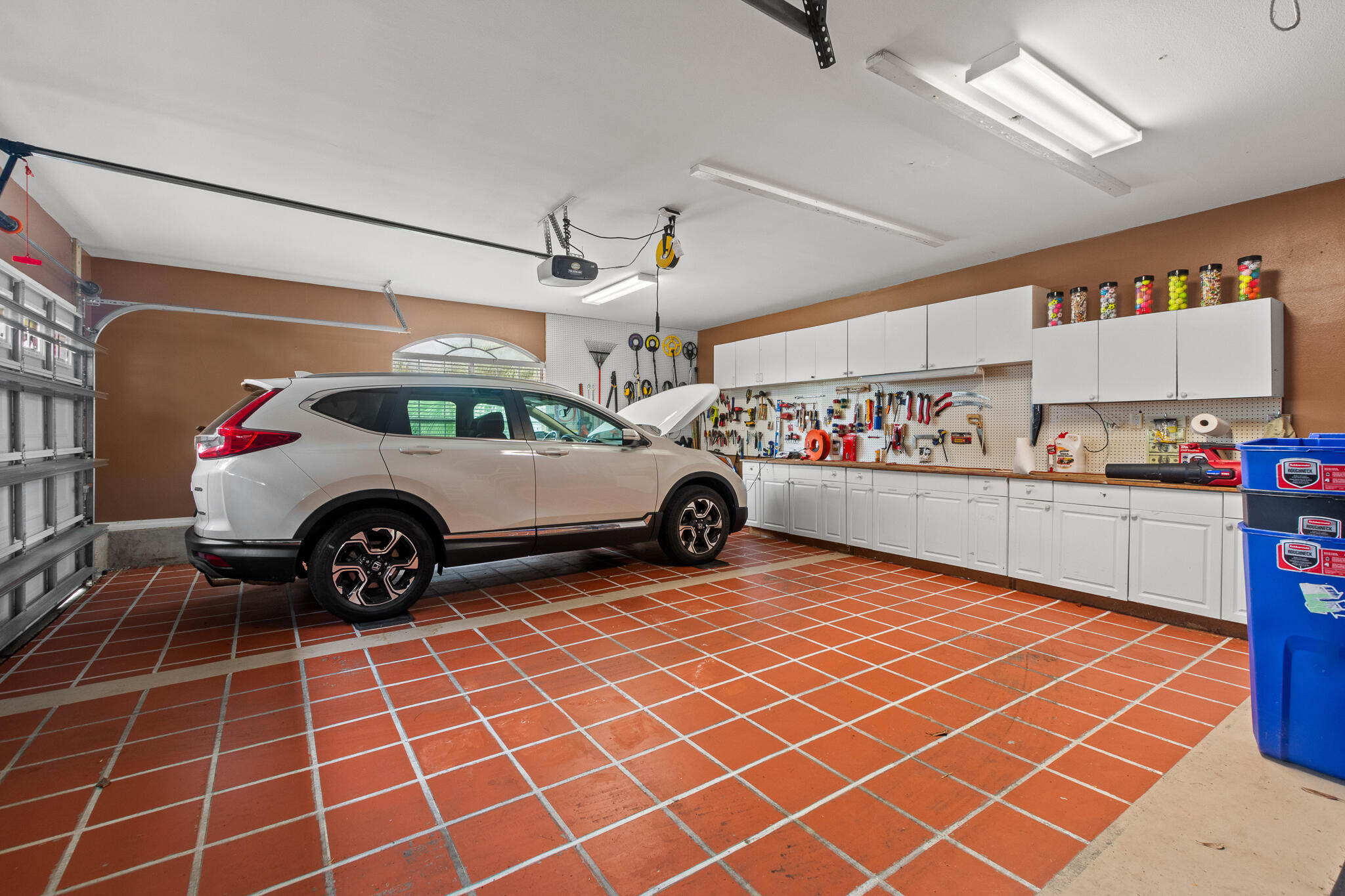 BAYWINDS GOLF ESTATES PH 3 - Residential