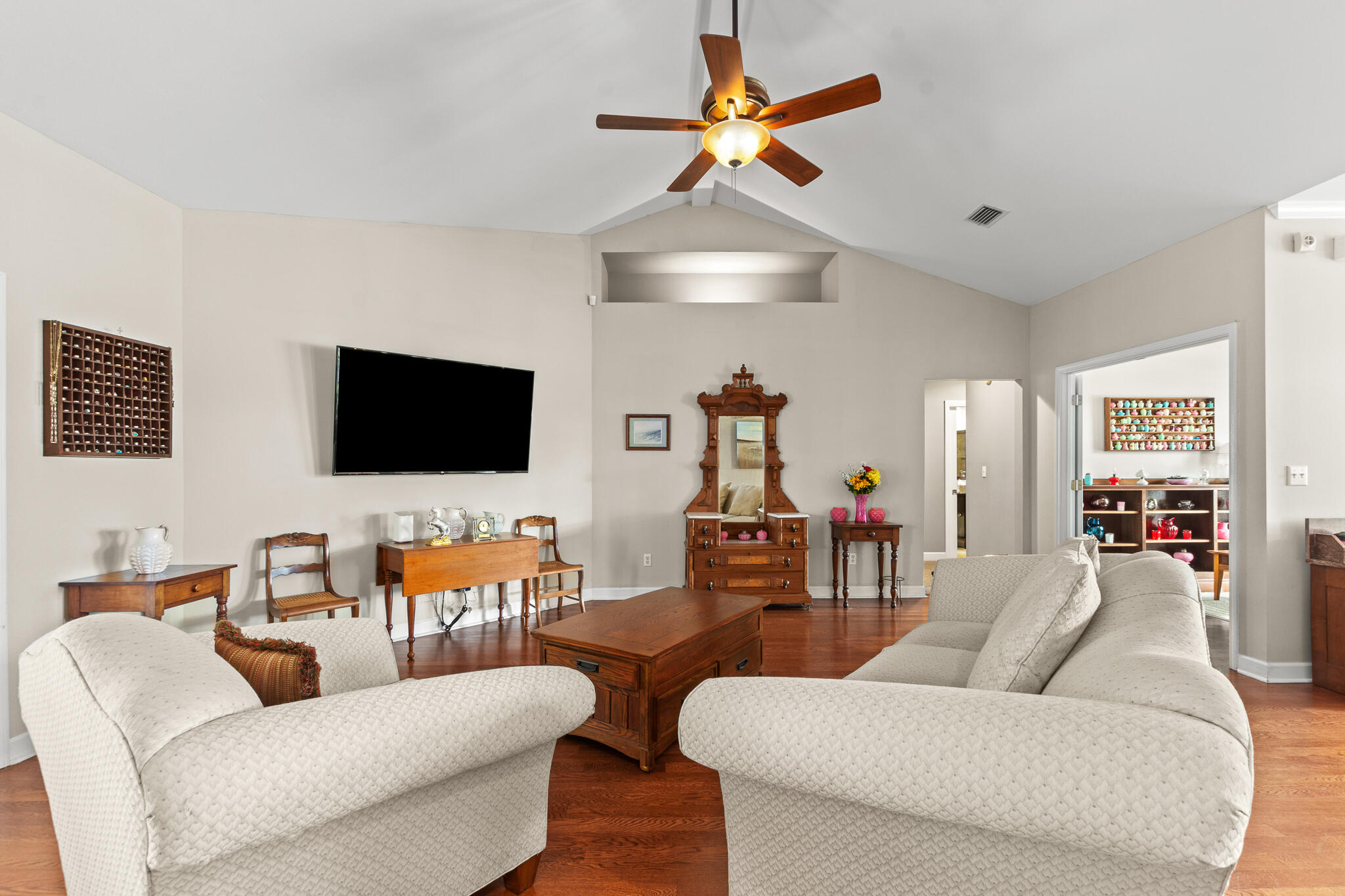 BAYWINDS GOLF ESTATES PH 3 - Residential