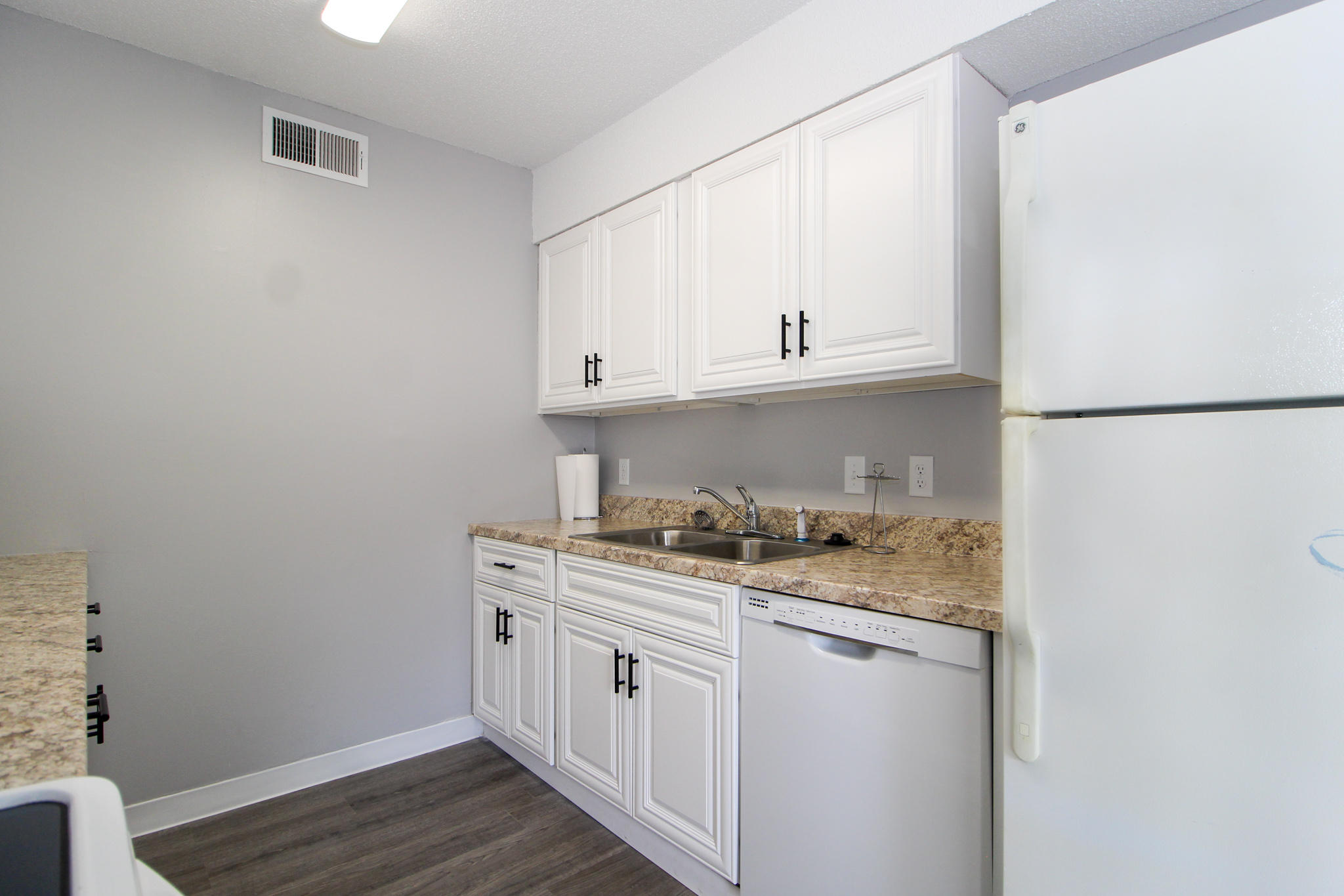 PIER ONE CONDO - Residential