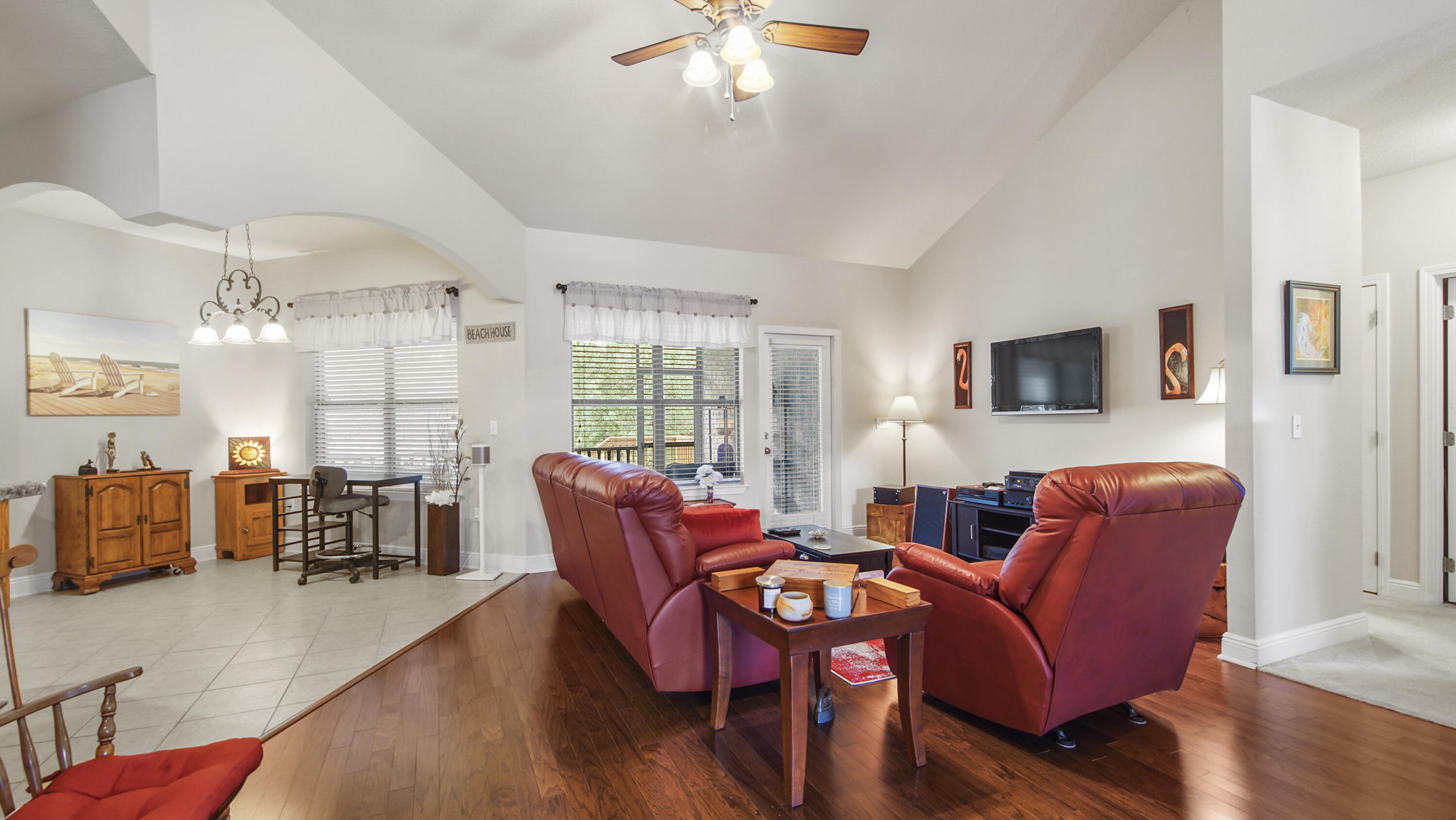 HAMMOCK BAY - Residential