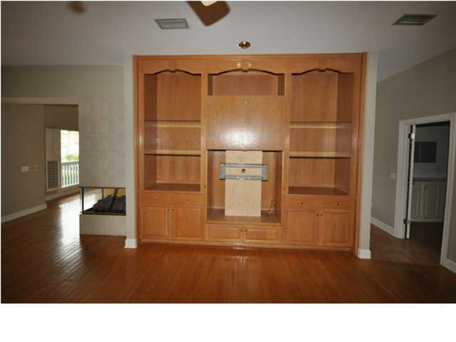 OLDE TOWNE AT SANDESTIN - Residential Lease